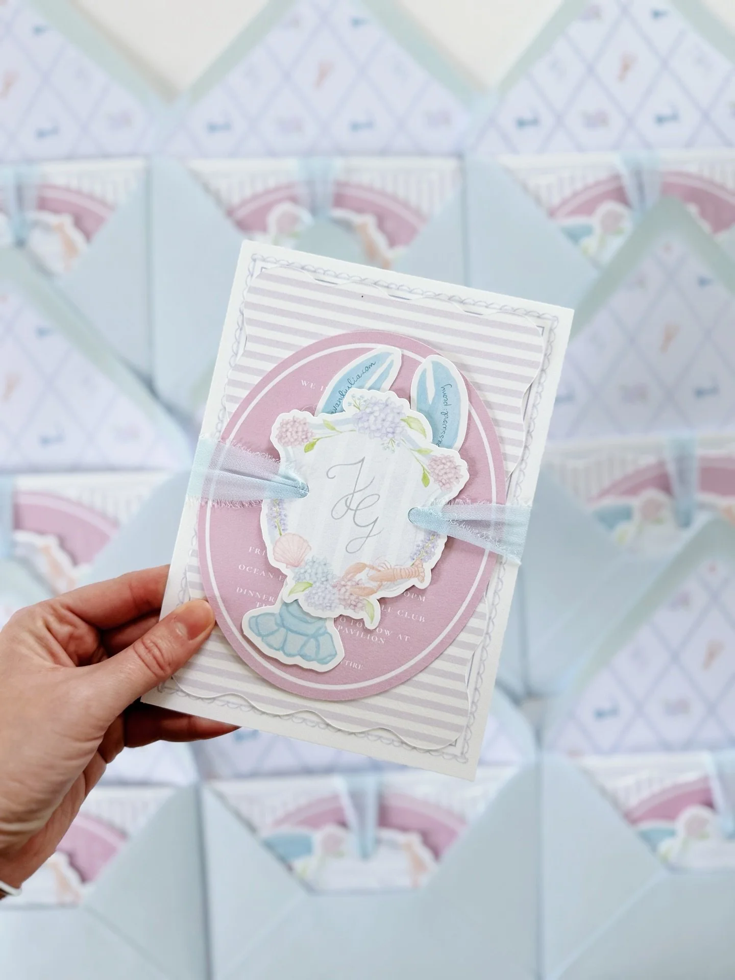 something about a colorful cape cod wedding 🌸🌊