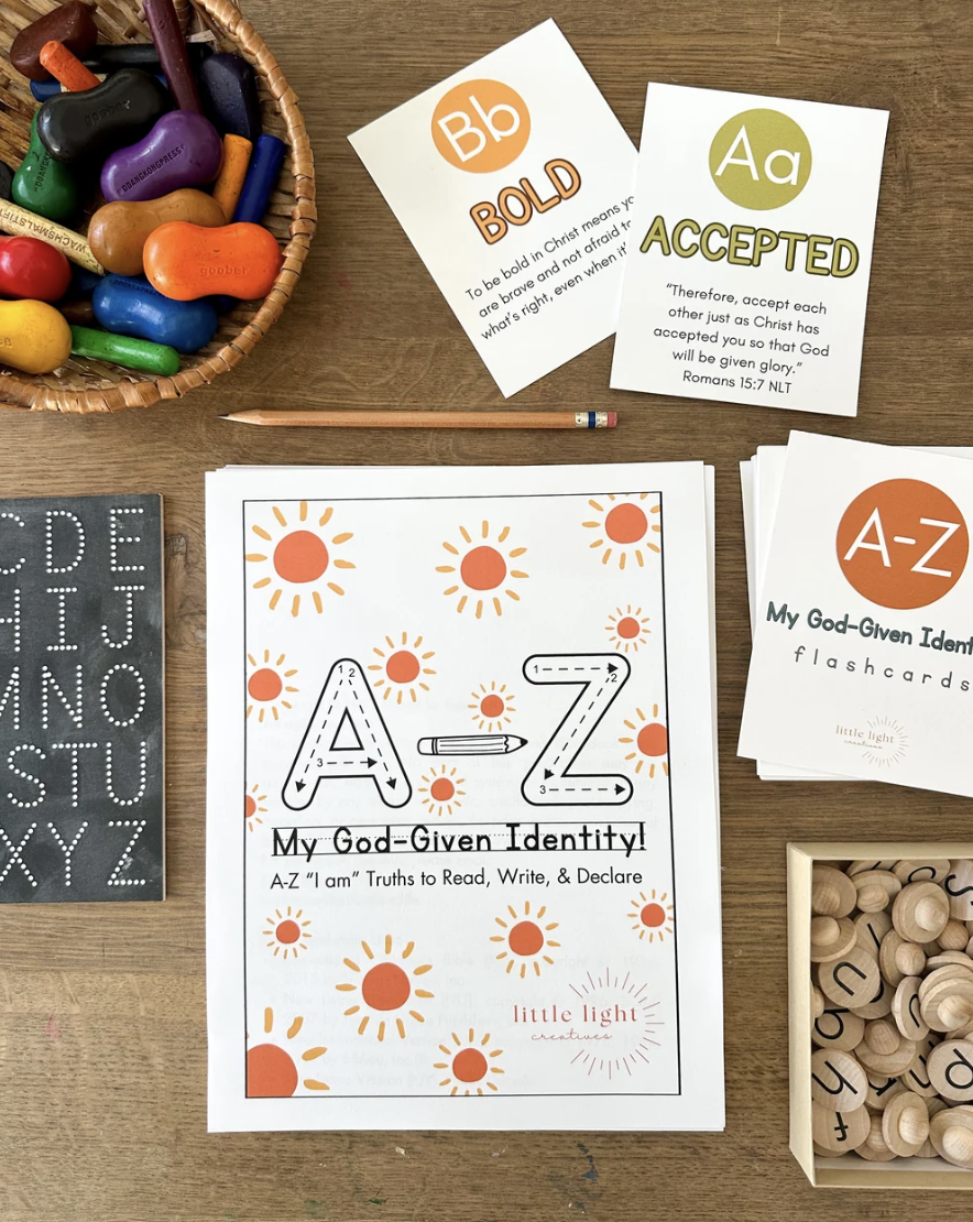 A-Z Tracing Book (use code: ATCLAIRESTABLE
for 10% off your order!)