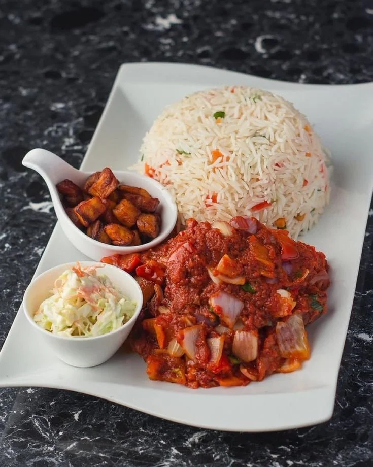 White Rice, Peppered Grilled Chicken & Plantain