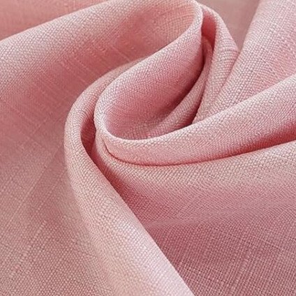pink tablecloth_closeup.jpg