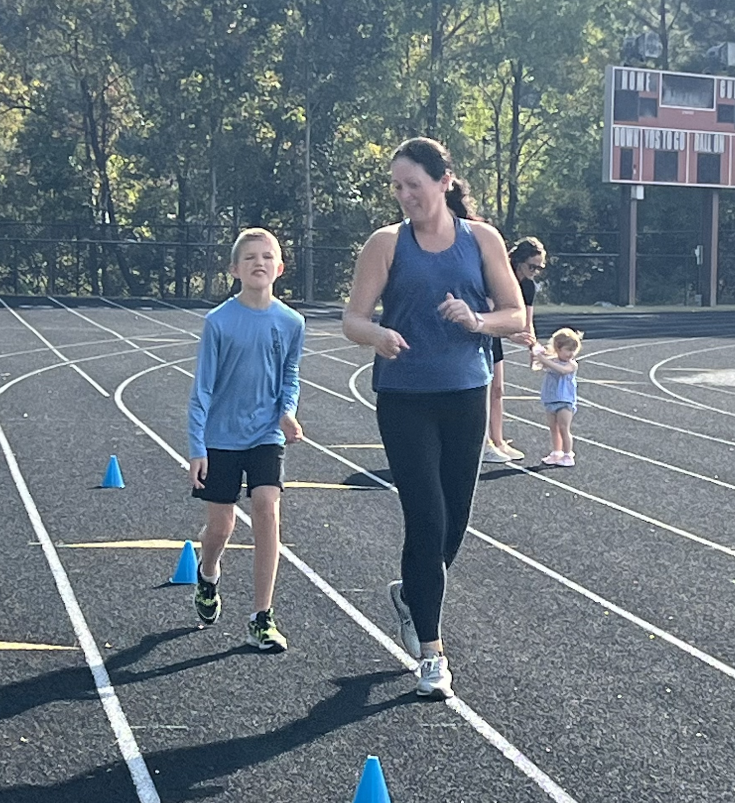 DEGU Run Club, Mom and Child and Track
