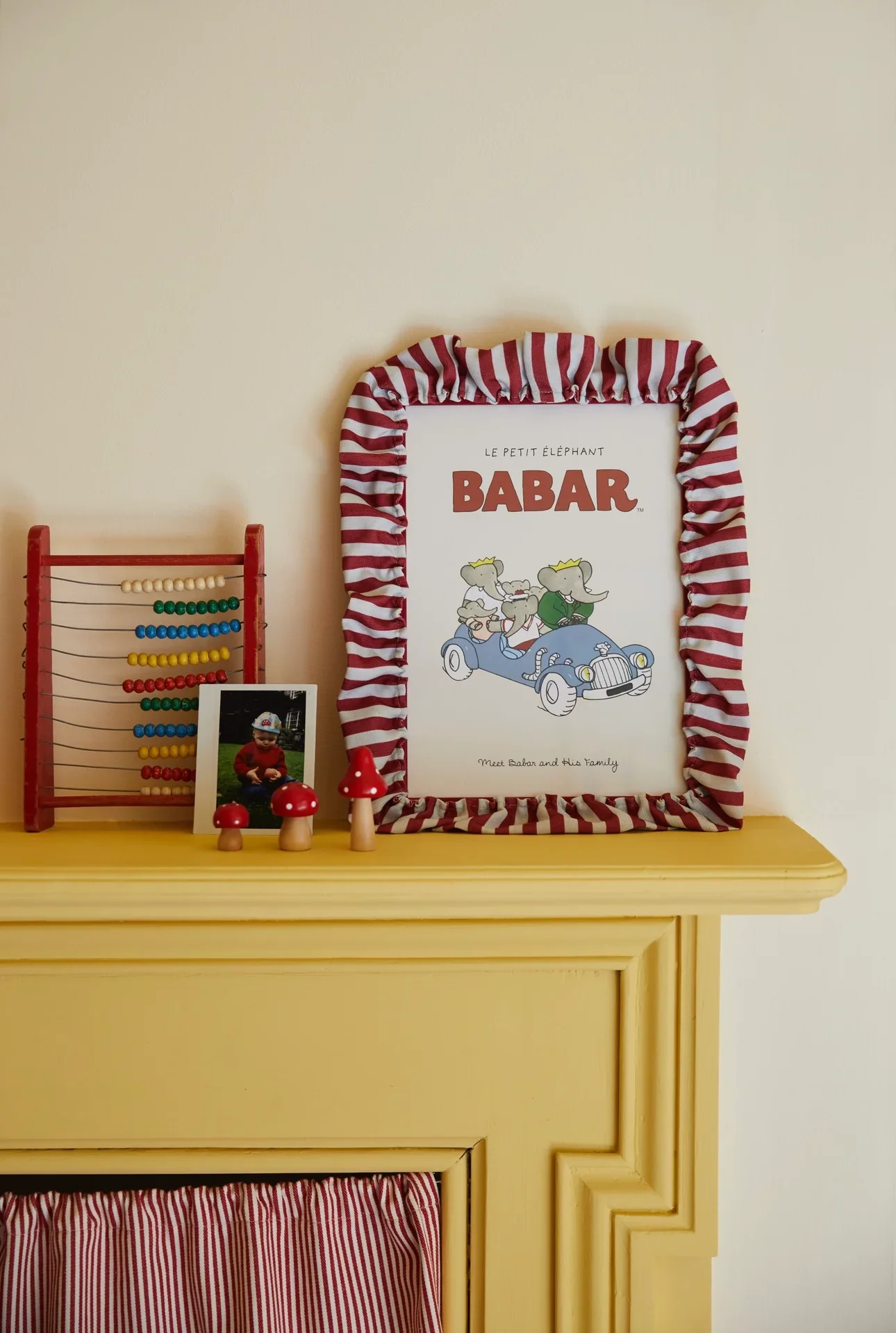 BERTOLA HOME RUFFLE FRAMES