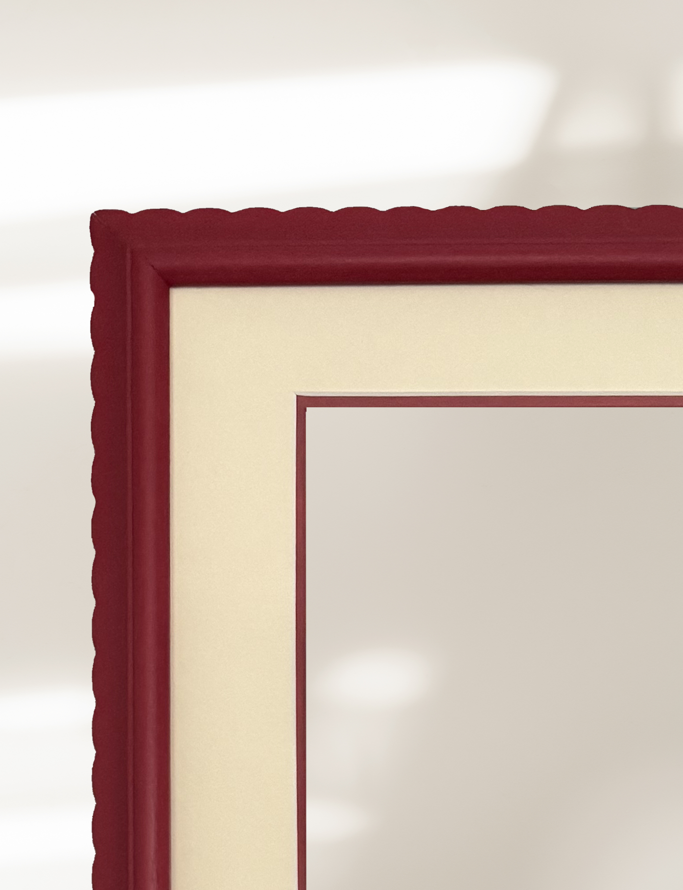 Red Scallop Frame_close up.png