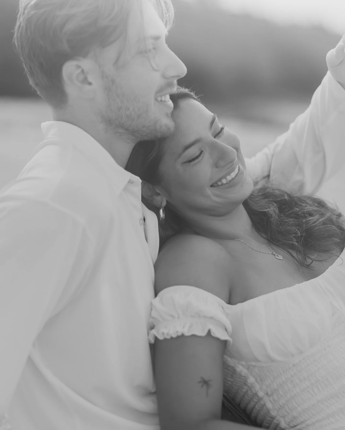 Celebrando el amor y sus nuevos comienzos 🥂  Carl &amp; Dani se comprometieron en Costa Rica y quer&iacute;an fotos para recordarlo por siempre 🥹🫶🏼 
.
aguaecoco.com
.
.
.
#BodaEnCostaRica #BodasCostaRica #Fot&oacute;grafaDeBodas #WeddingPhotograp