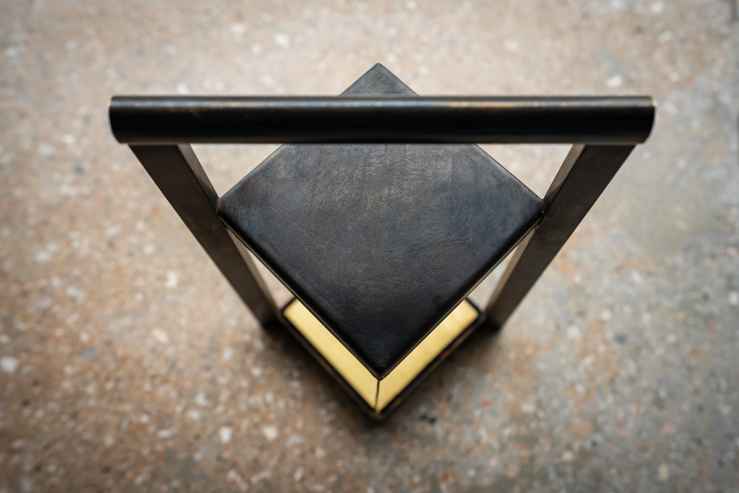 5.Lanturn @GavriiLux.jpg