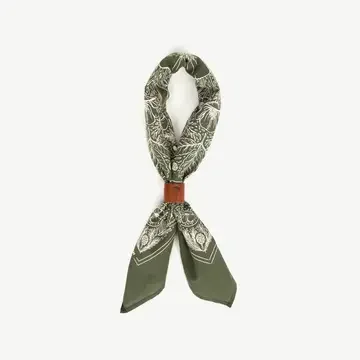 bm green bandana 1.webp