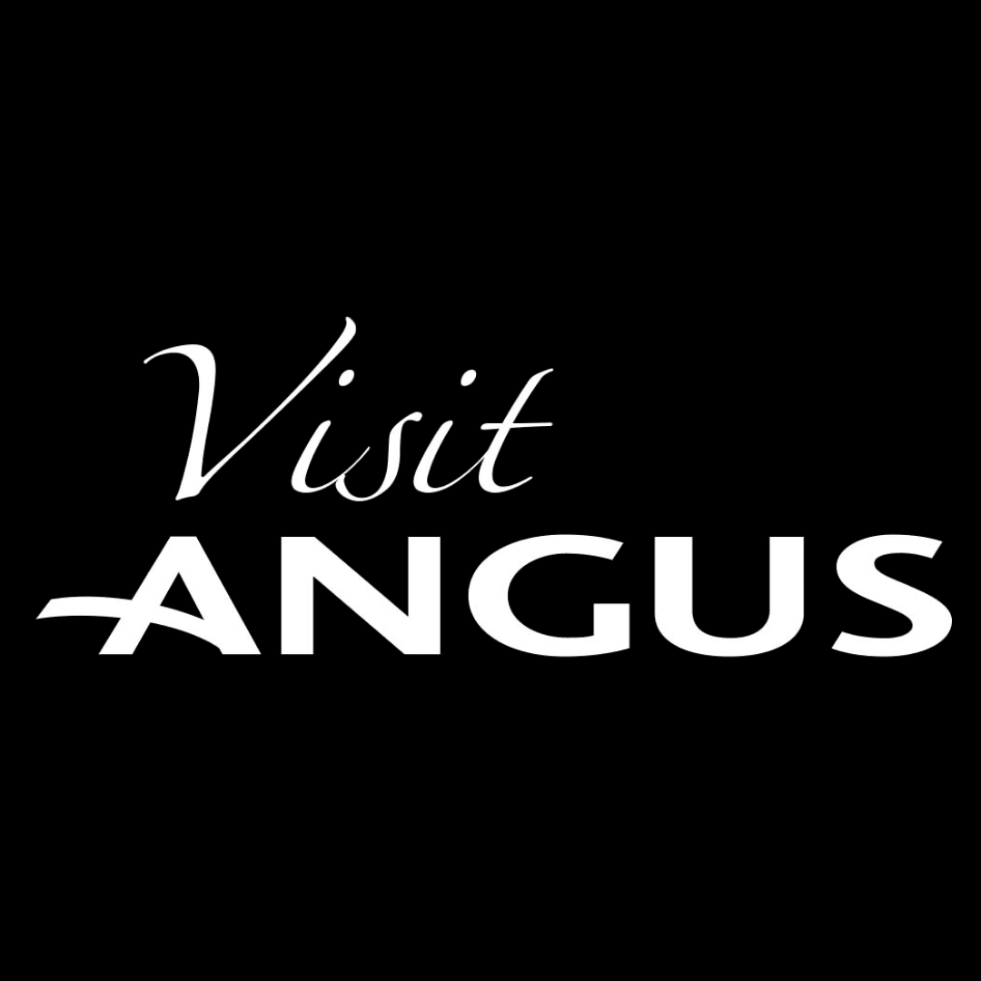 Black and white sign that says "Visit Angus" with stylish font.