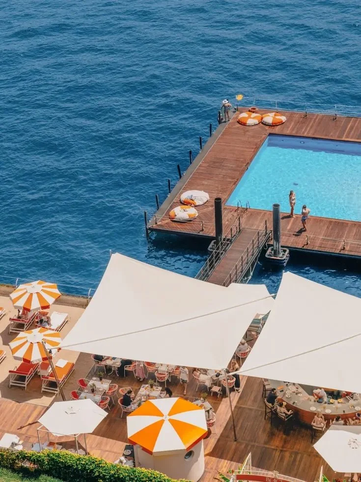 infinity-pool-on-ocean