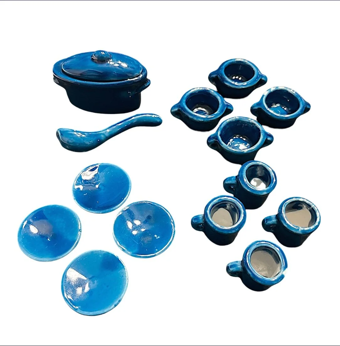 Blue Porcelain Miniature Tureen 14-piece Set for Doll House Barbie
