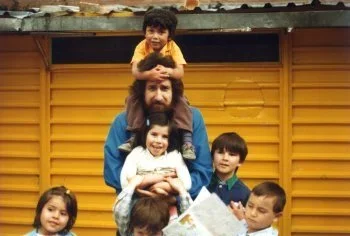 38-Bears-in-an-orphanage-Colombia-South-America-1979.jpg.webp