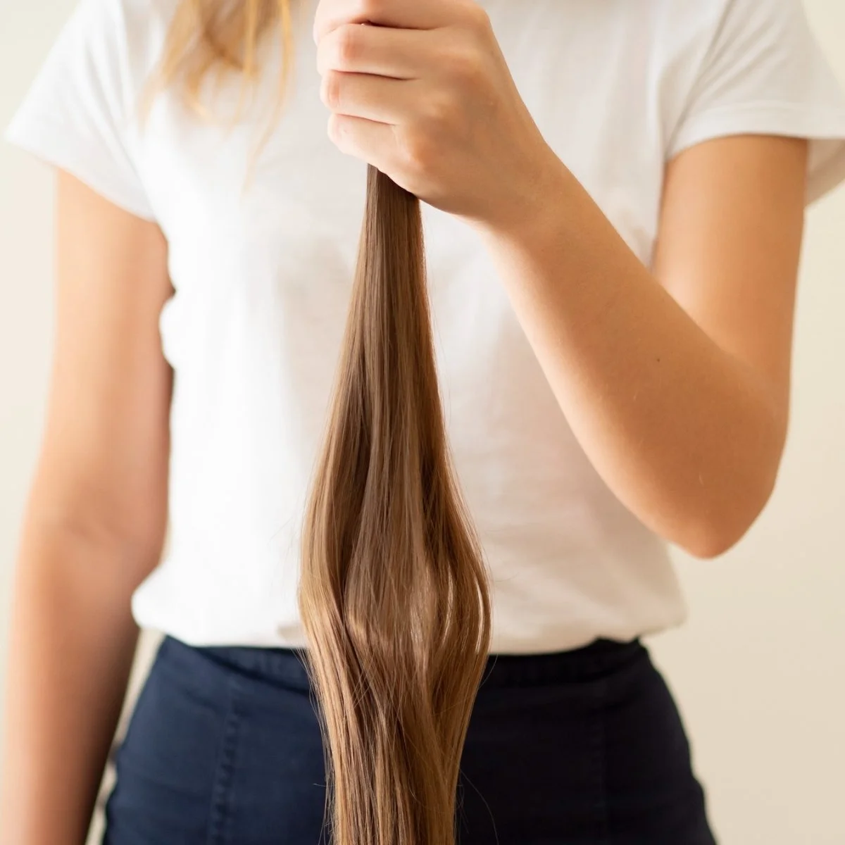 Human Hair vs Synthetic Hair Extensions: Complete Comparison Guide for 2025