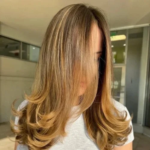 Hair Color Trends 2026: Seamless Balayage, Butter Blondes &amp; Luxury Dimensional Brunettes