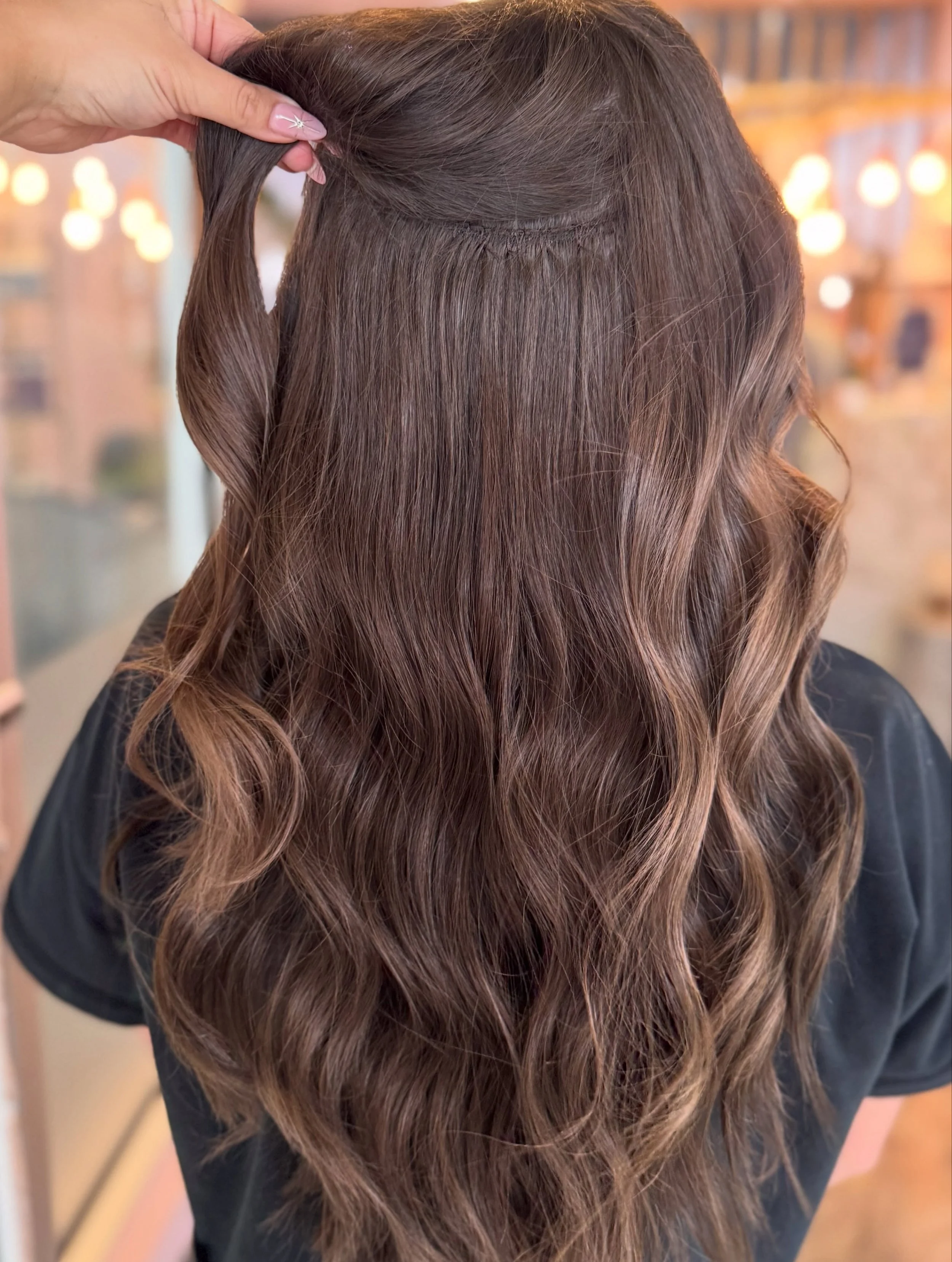 Extensions shouldn&rsquo;t look like extensions. 🤎

A seamless weft install by @stylezbyg for added length, fullness + that effortless blend.

The best part? You&rsquo;d never know if we didn&rsquo;t show you. 😉

#mavohair #weftextensions #fortlaud