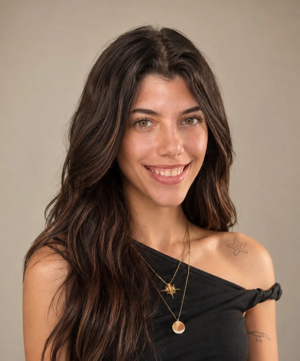 headshot of Jillian, one of mavo's stylist