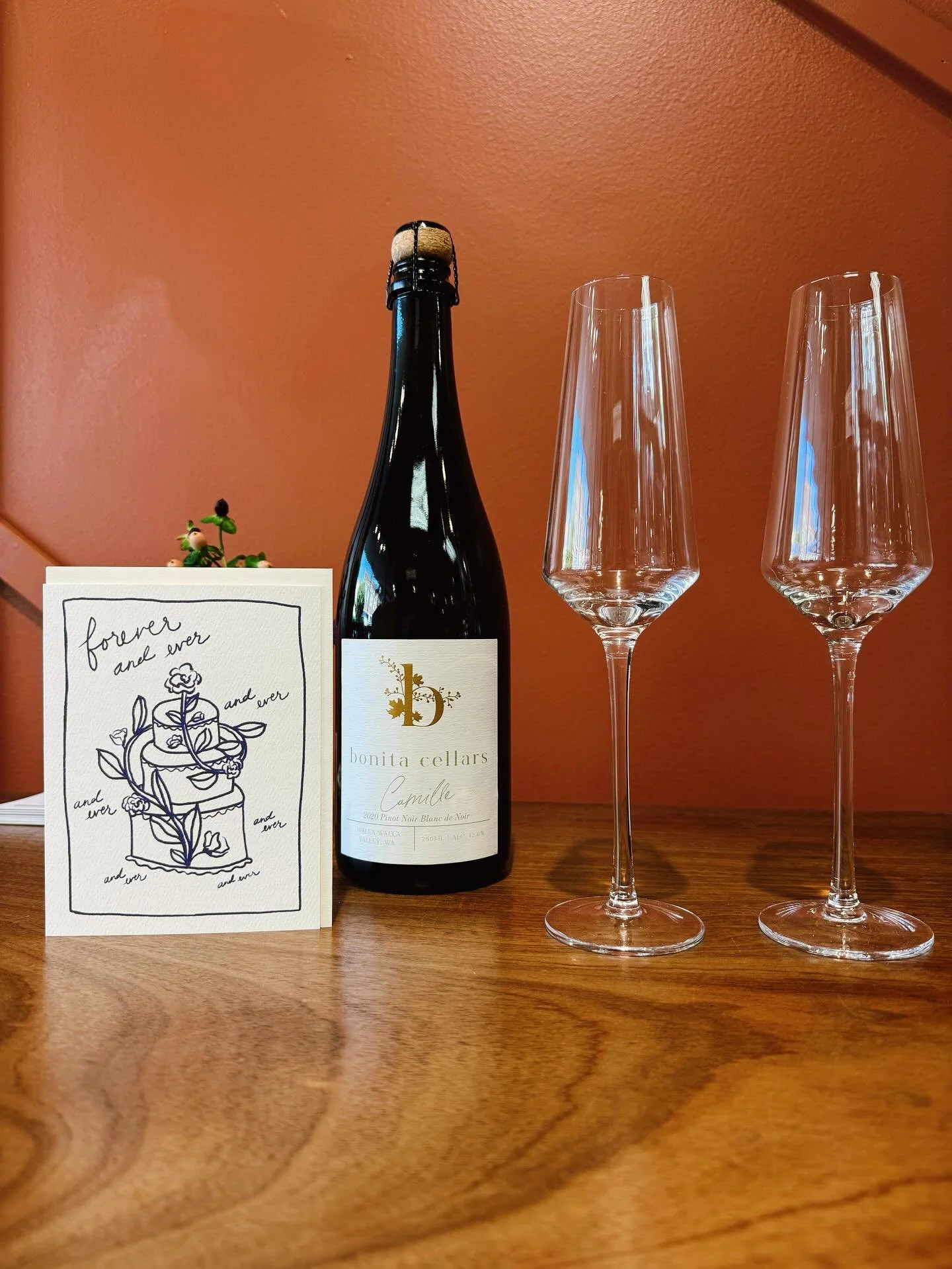 Is it Wedding Season again for you? 💌

A perfect match of a gift: The Camille by our friends @virtuewines (I can&rsquo;t believe we still have a few of these on the shelf!) and the classic glassware of Crystal Flutes ✨✨✨

xo
