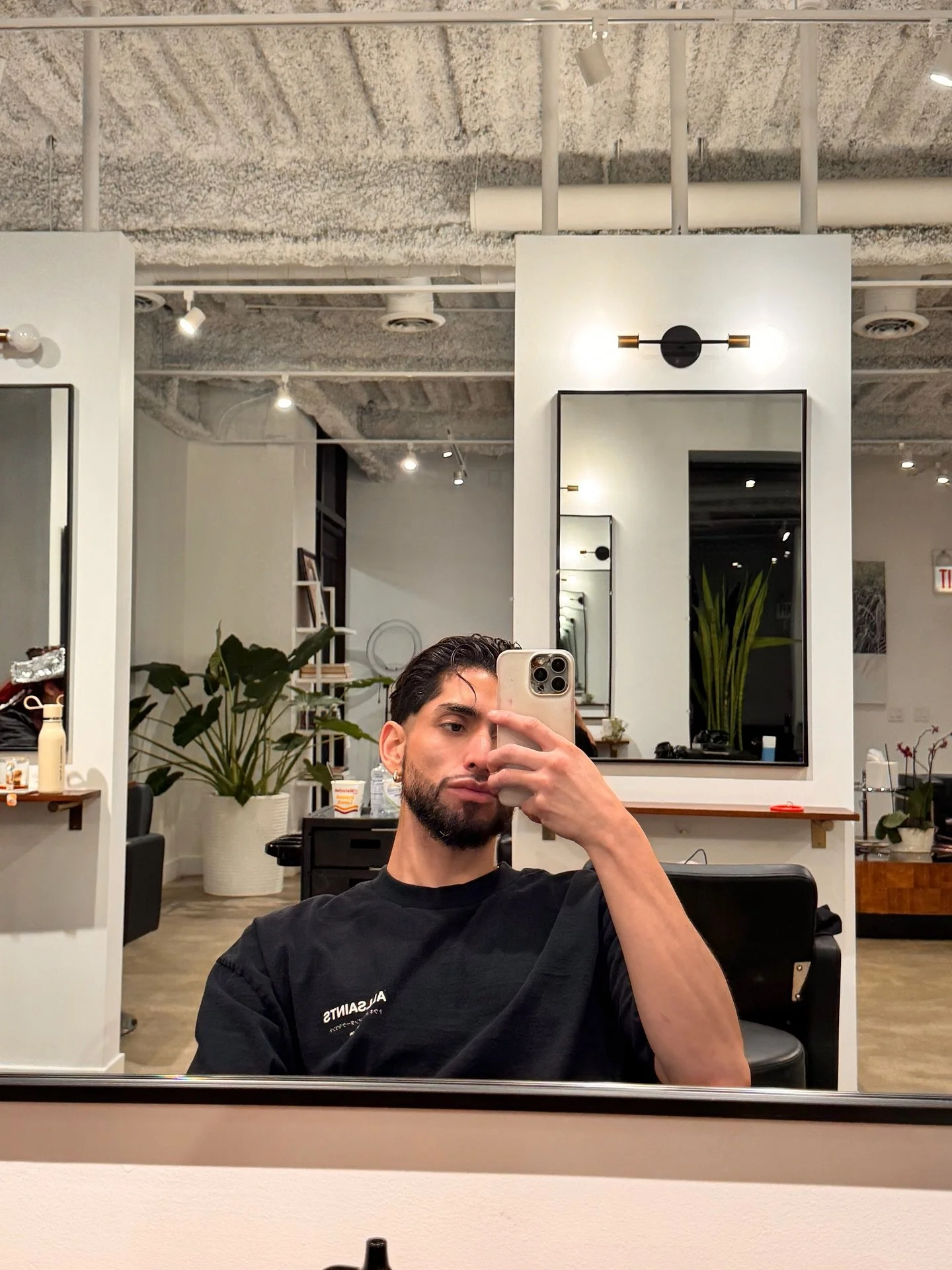 Photo dump.  January has to be the slowest month ever. Seriously. At least I made stickers and a baby size canva print out. Oh and my red evil eye necklace broke 😭😭
Book an appt if you want a extra super detailed color job. 🤗