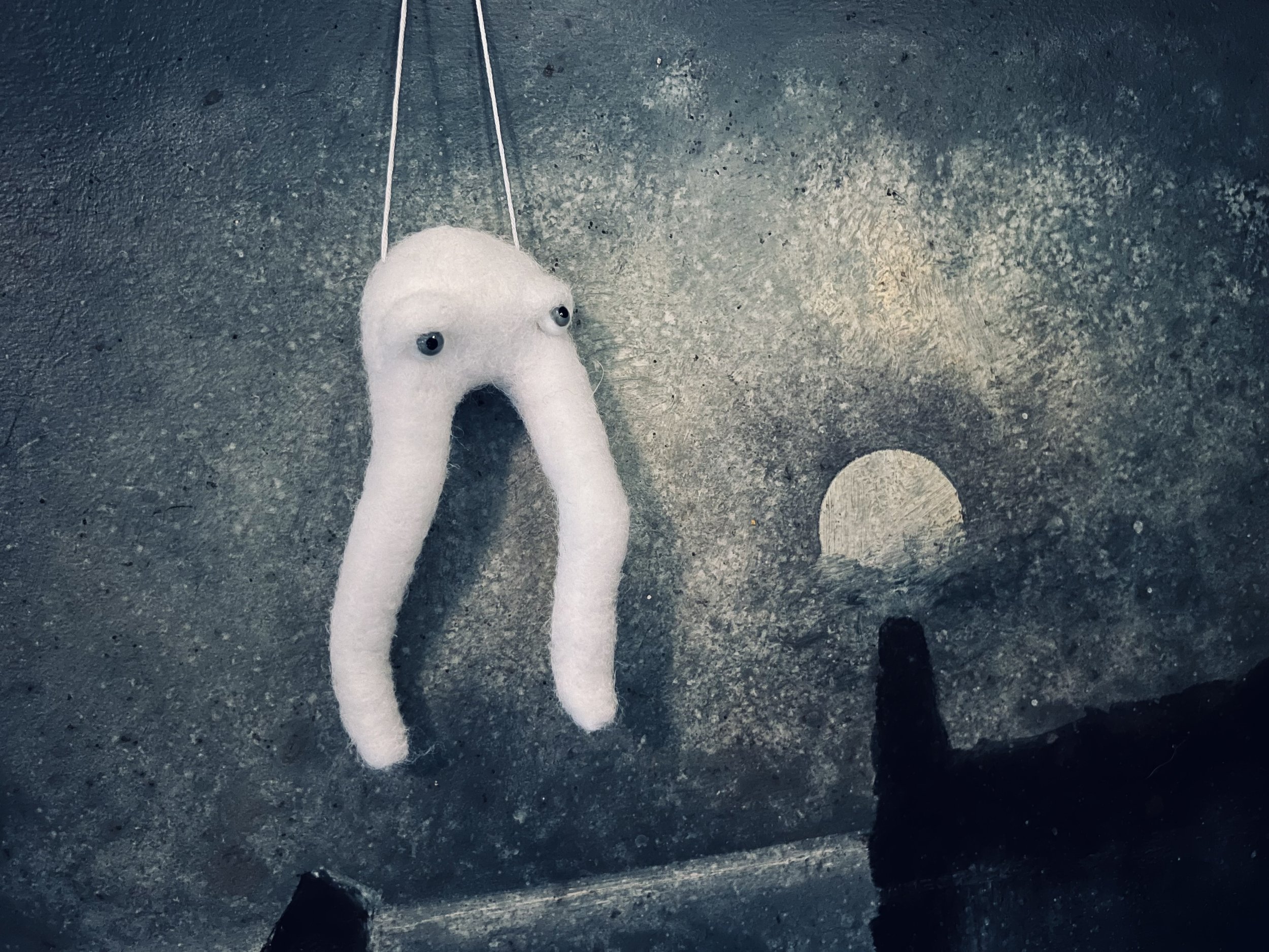 Fresno nightcrawler ornament small eyes