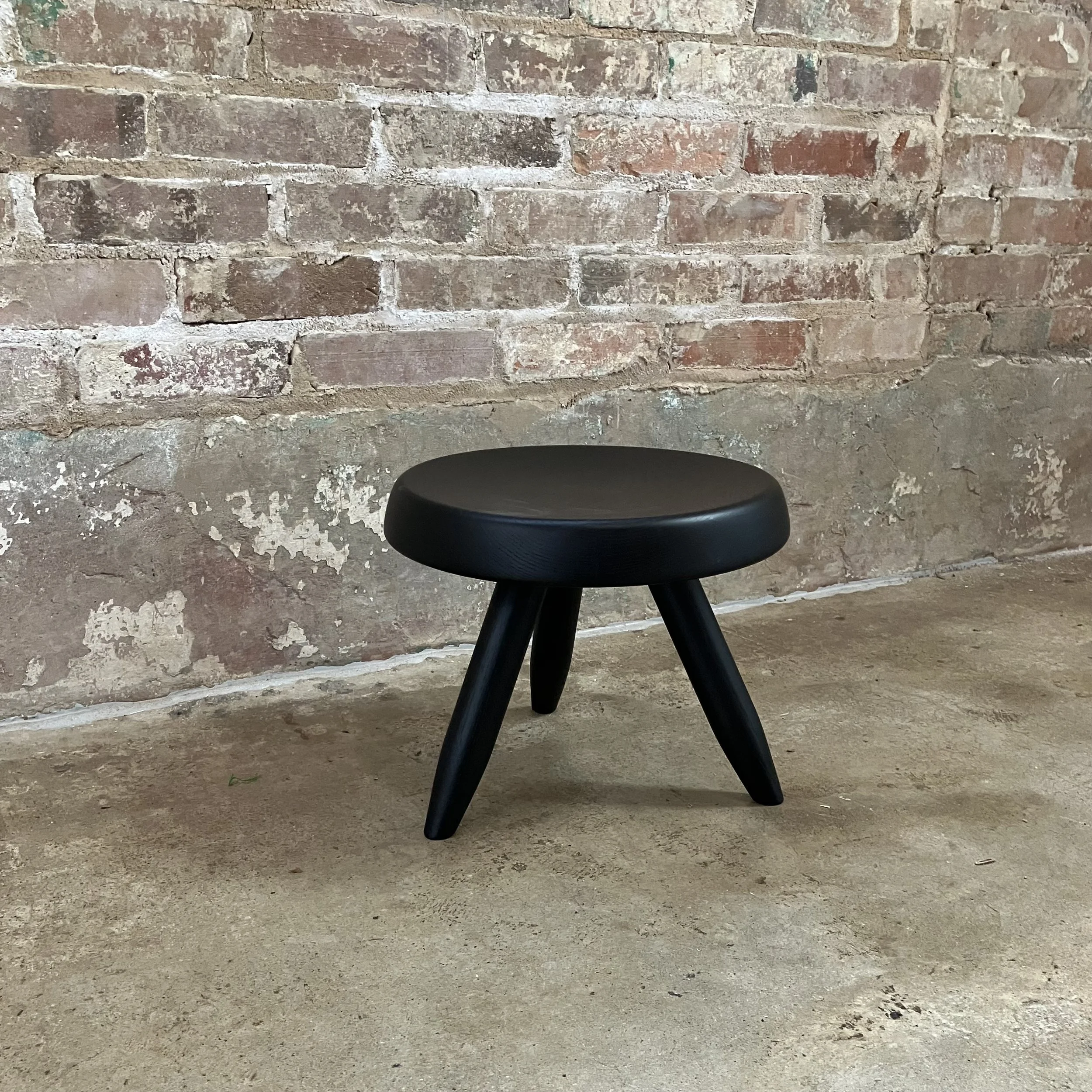 perriand_tabouret_berger_stool -black_4.jpeg