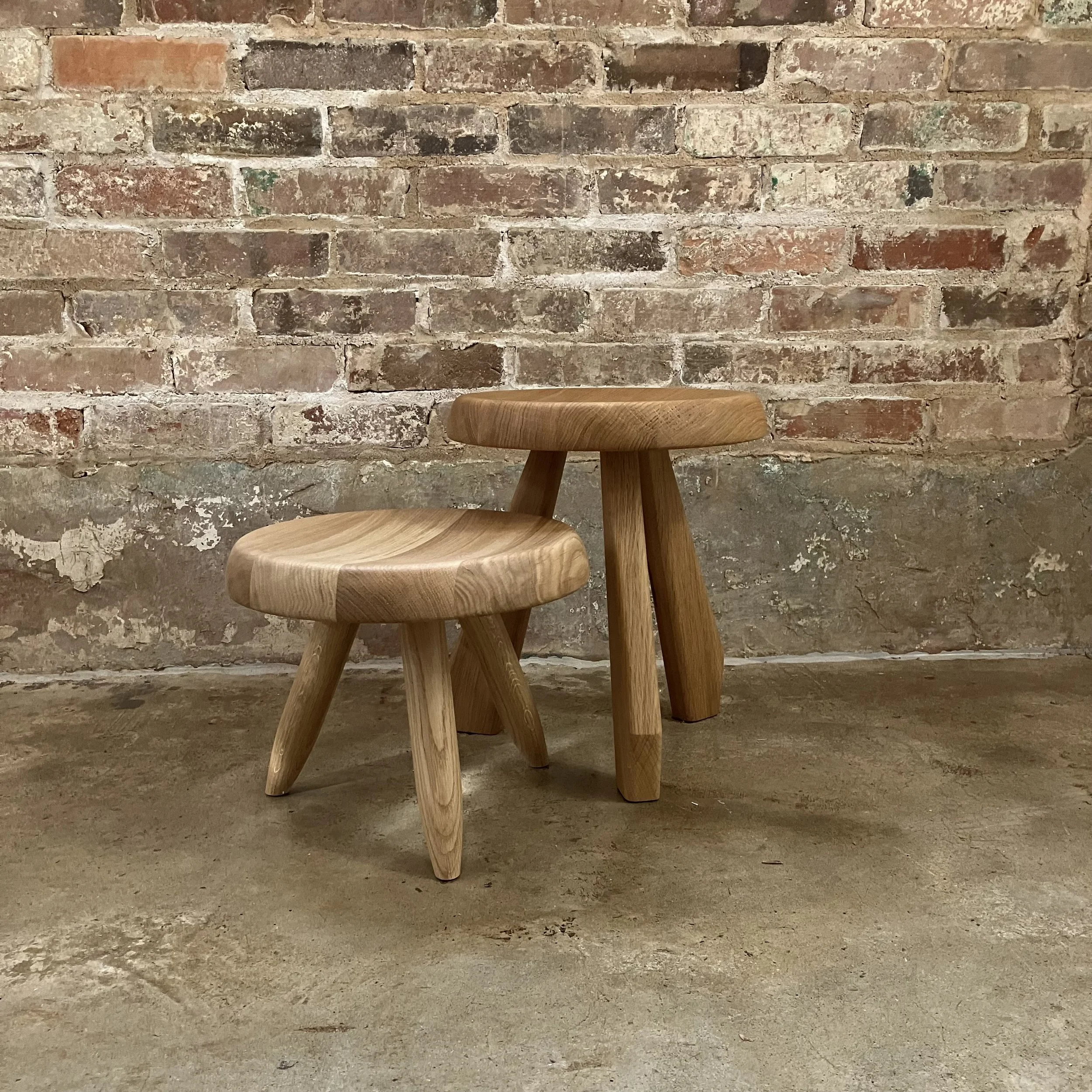 perriand_tabouret_méribel_berger_stool_oak-2.jpeg