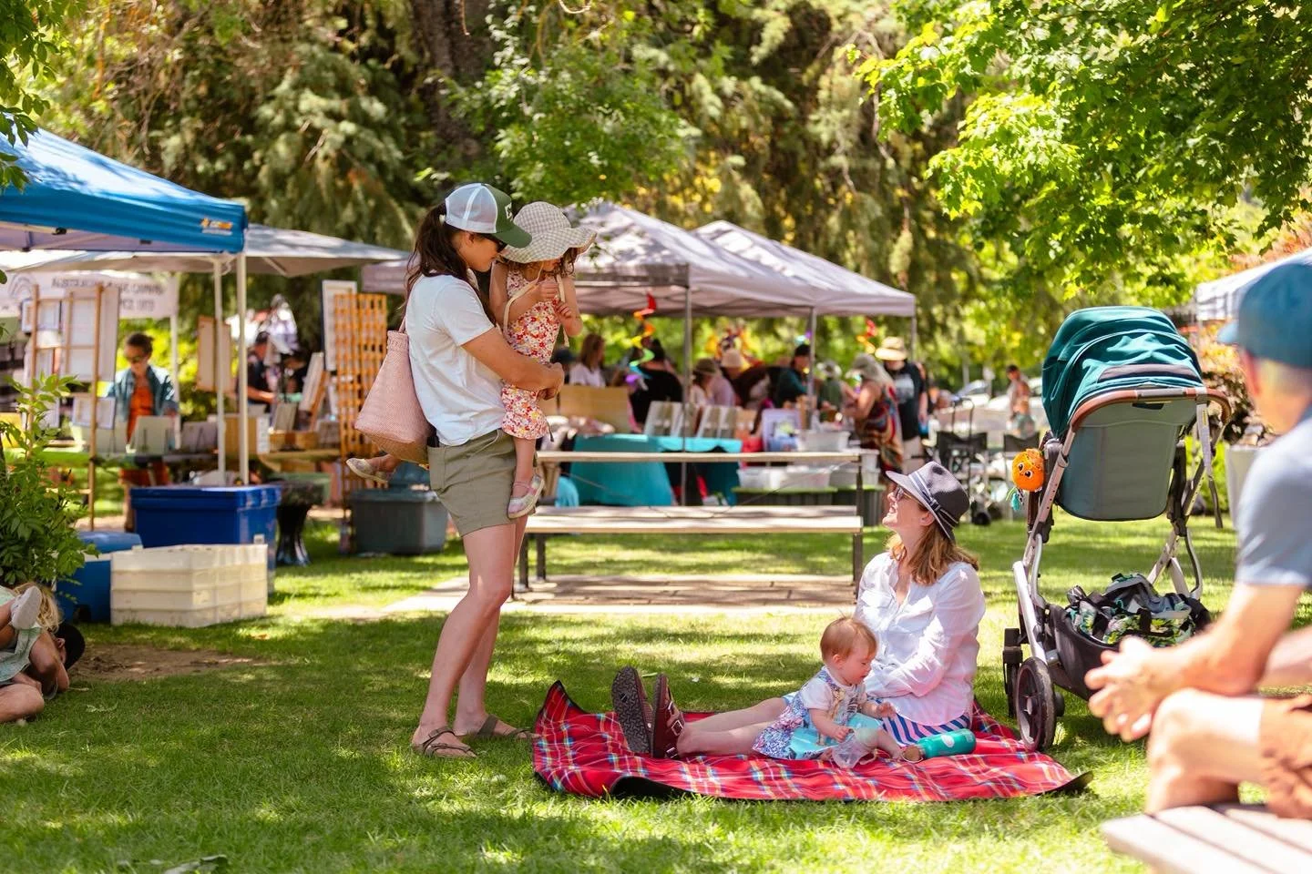 TOMORROW&rsquo;S THE DAY! ✨☀️

What a bumper February line-up we&rsquo;ve got in store &mdash; 40+ stalls, live music from the wonderful Heather Grace, a forecast for sunshine and those guaranteed good market vibes we all love. Honestly? The perfect 