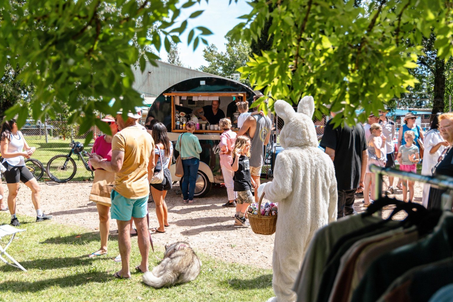 We&rsquo;re so excited for this weekend&rsquo;s market - it&rsquo;s shaping up to be a beautiful Easter Saturday in Hydro Park!

We&rsquo;ve got an incredible mix of 35+ stalls lined up. Think fresh local produce, plants, flowers, handmade ceramics, 