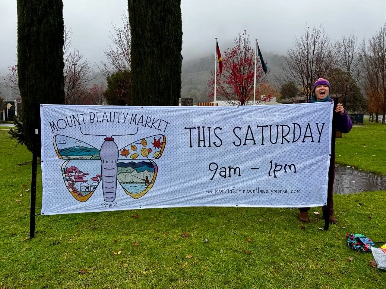While the forecast is looking beautiful, Hydro Park is unfortunately looking a little too soggy after the recent rain. Rather than risk turning our lovely park into a mud pit, we've made the call to move this Saturday's market to the Mount Beauty Com