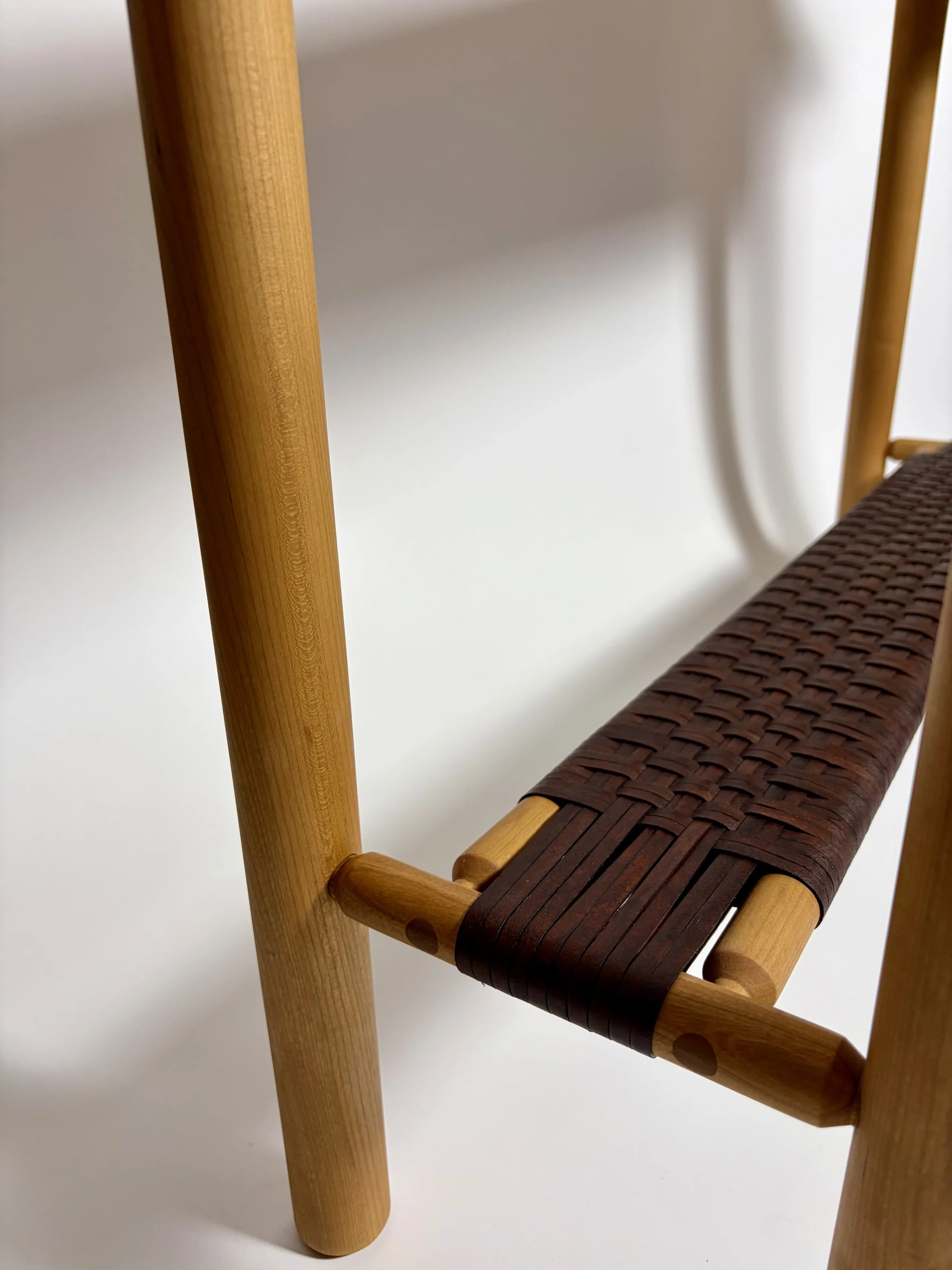 cherry console table_detail 1.jpeg