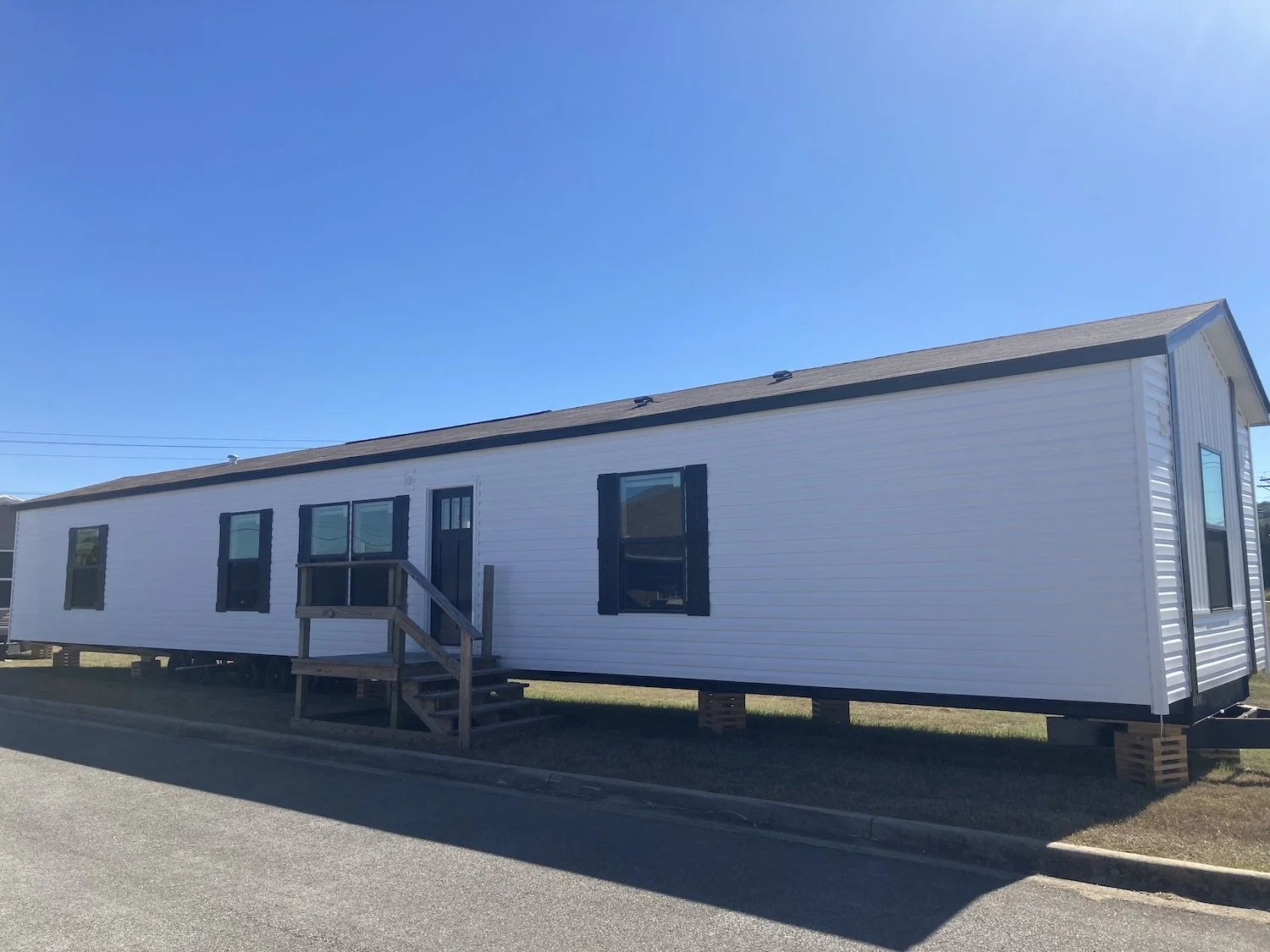 clayton-park-mobile-home-exterior-vista-grove-san-antonio.jpg