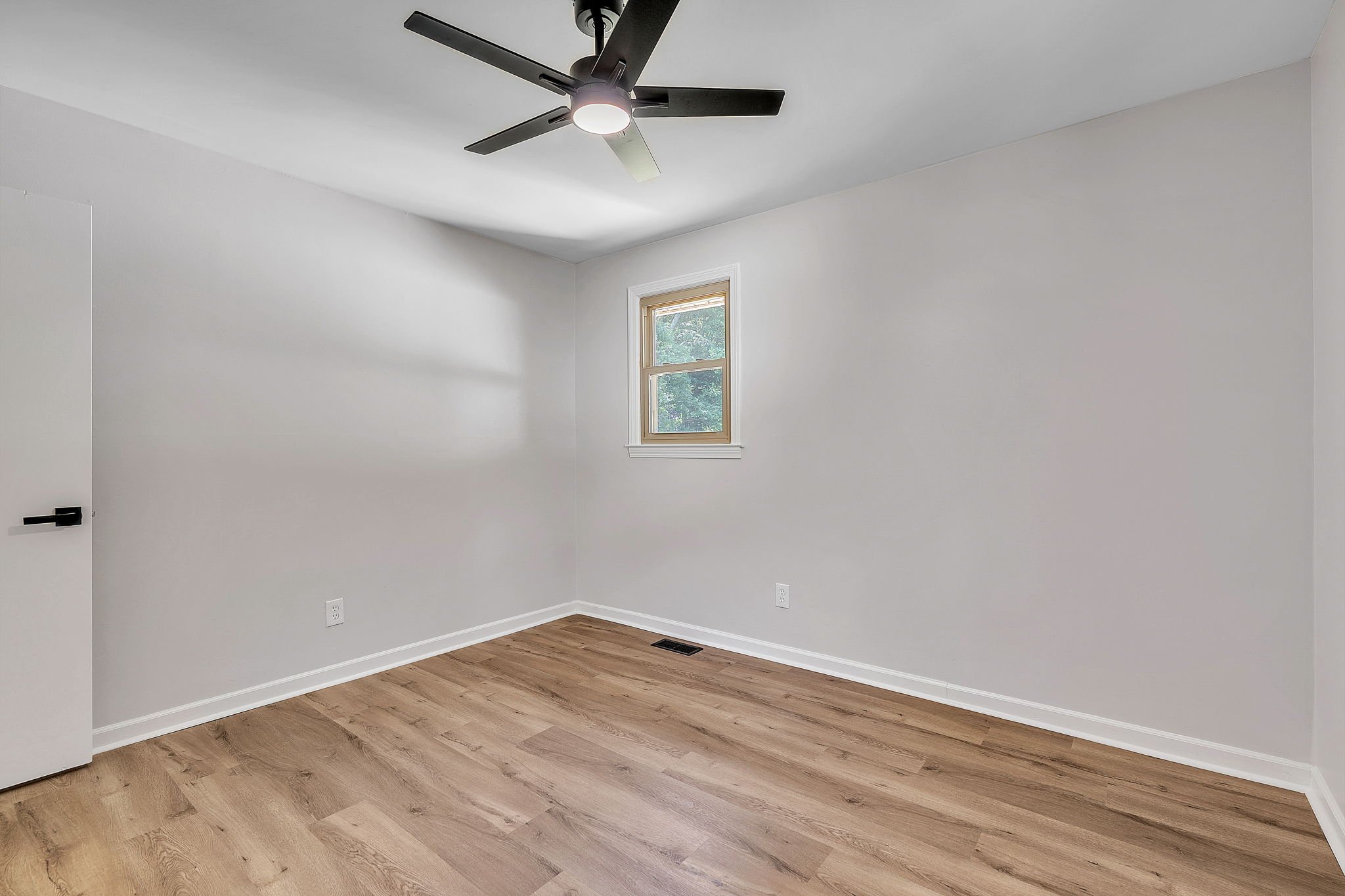11-web-or-mls-7RV04382.jpg