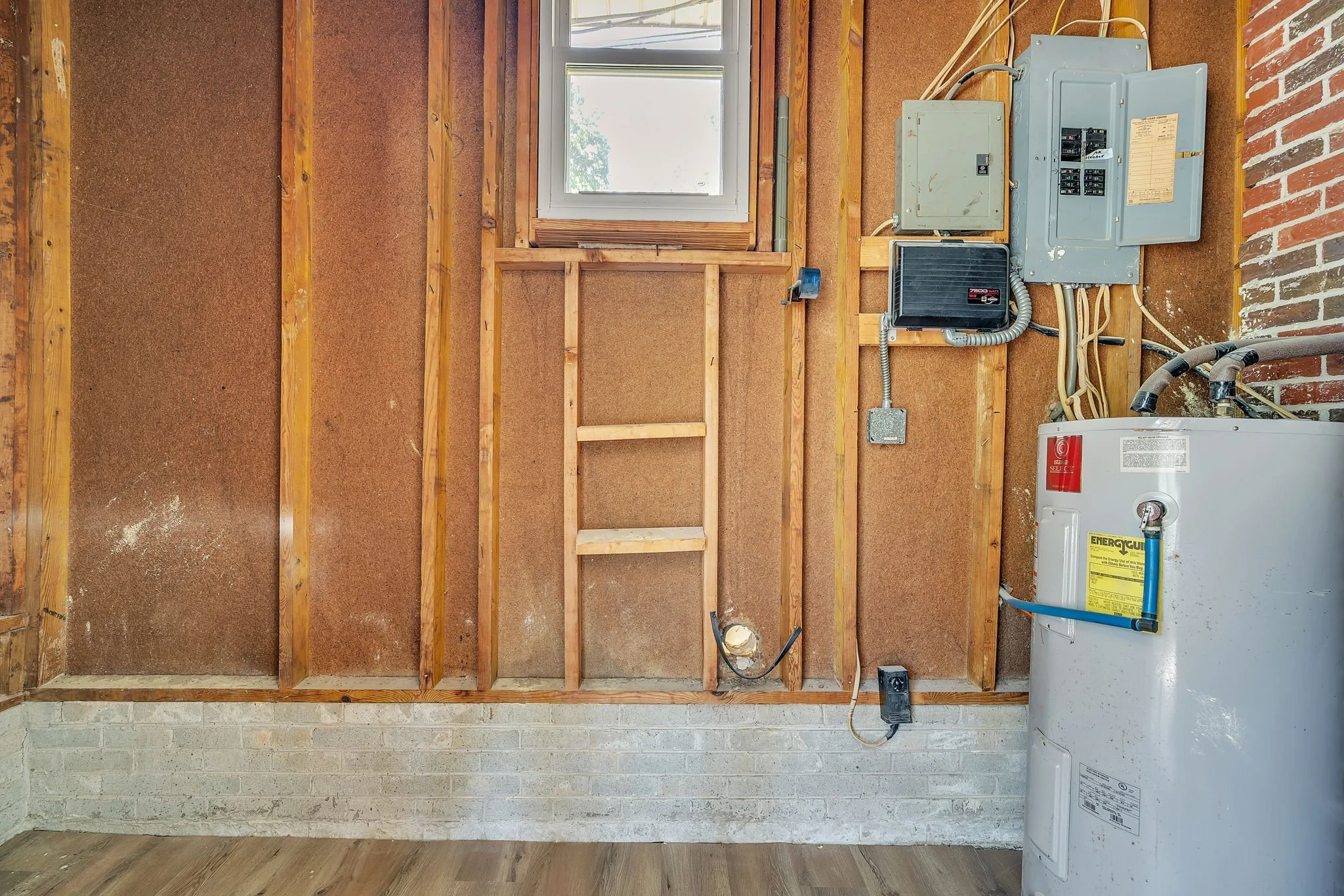 21-web-or-mls-7RV04445.jpg