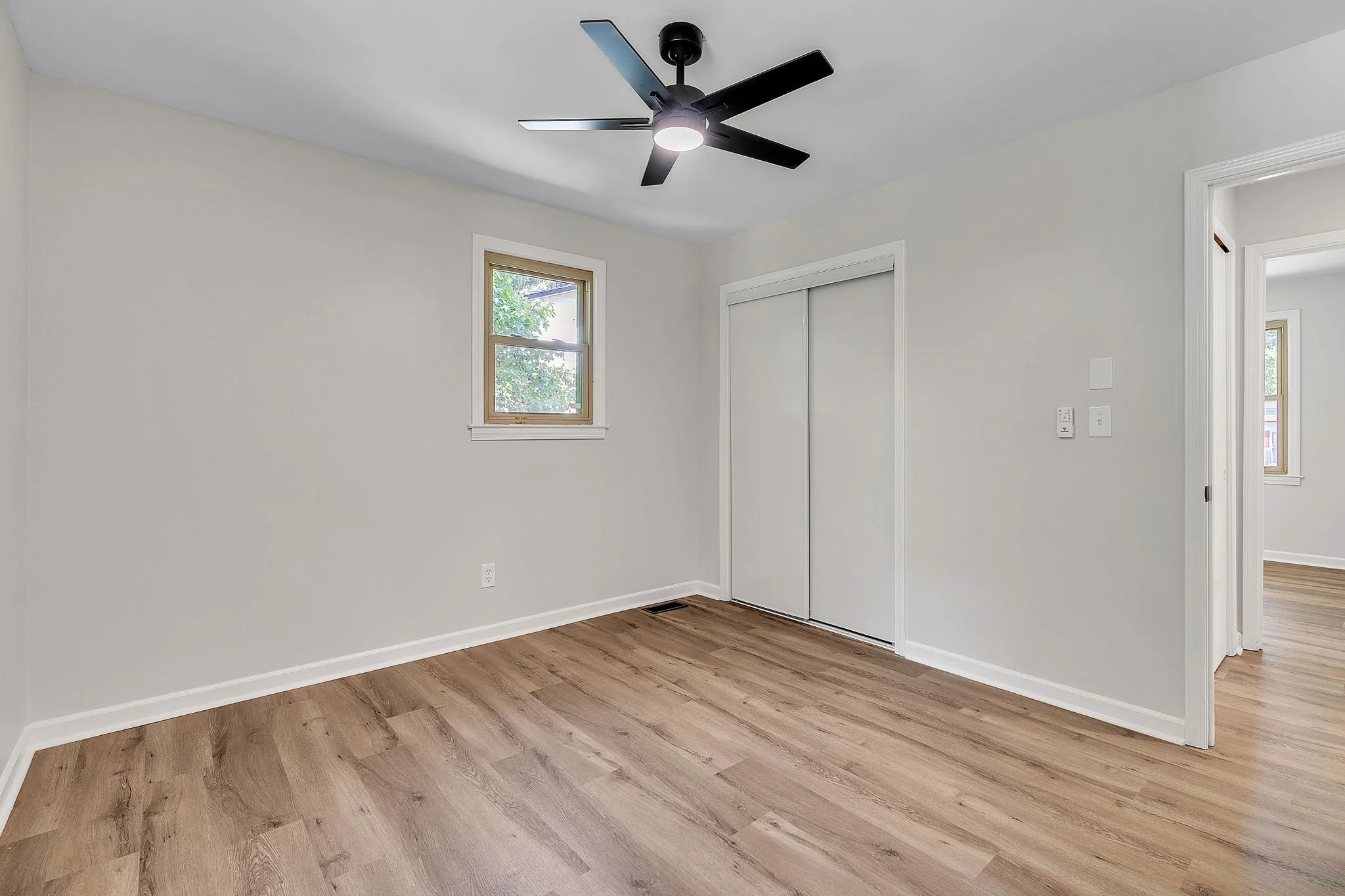 18-web-or-mls-7RV04376.jpg