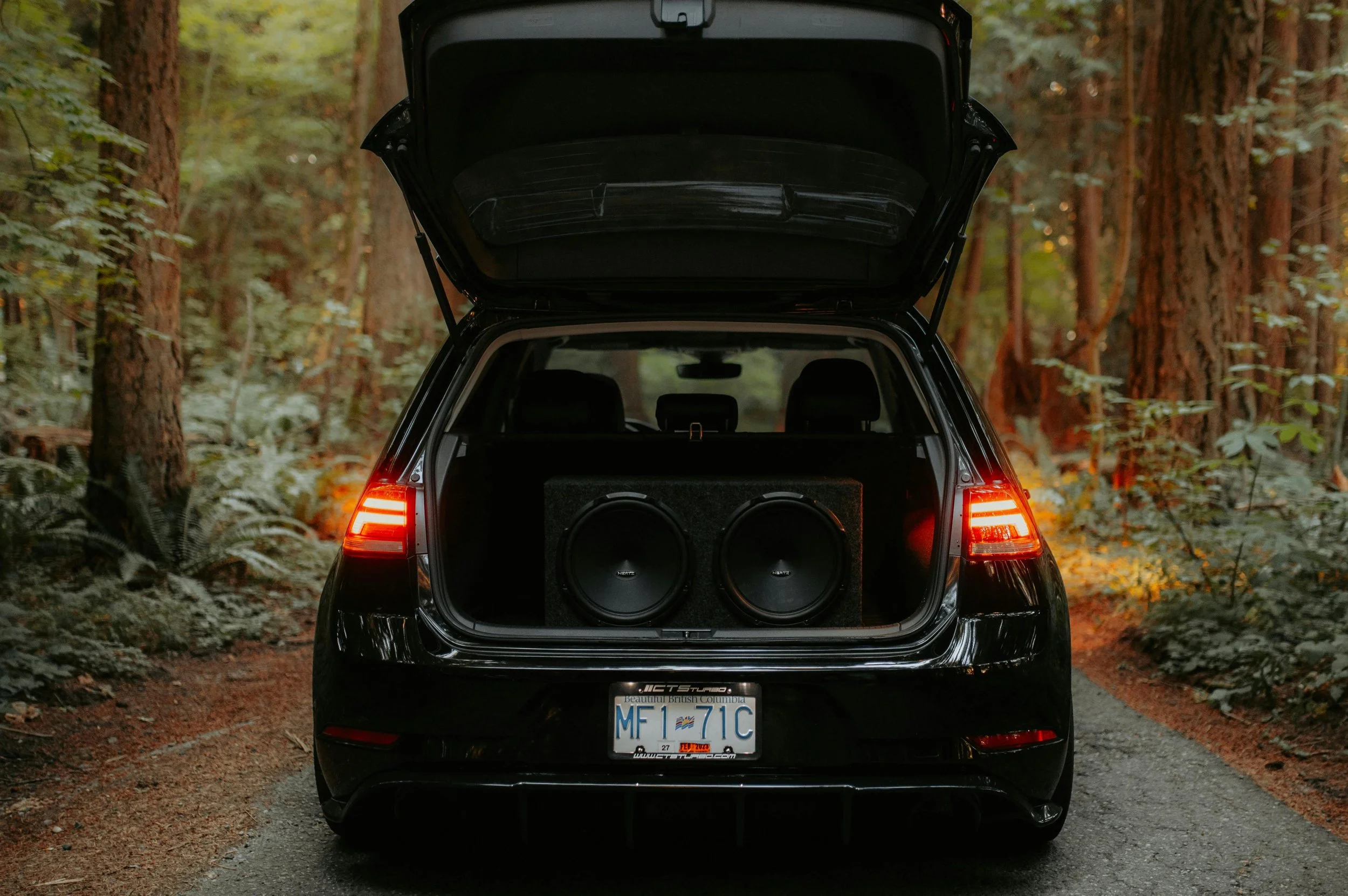 Reparatii Amplificatoare Auto, Reparatii Navigatii Car Audio, Audio Masini, Sistem Audio Masina