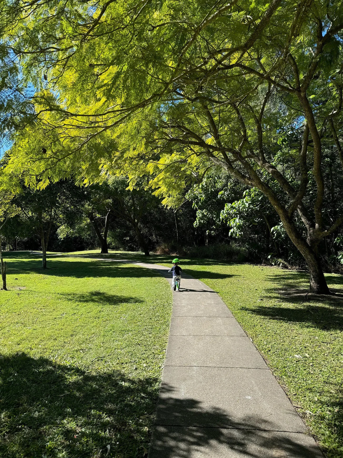 plenty of slow mornings at the moment ☀️ 

soaking up the last few moments before we become a family of four.

and also trying to distract myself because I&rsquo;m so ready for baby to arrive! 😅😭😩