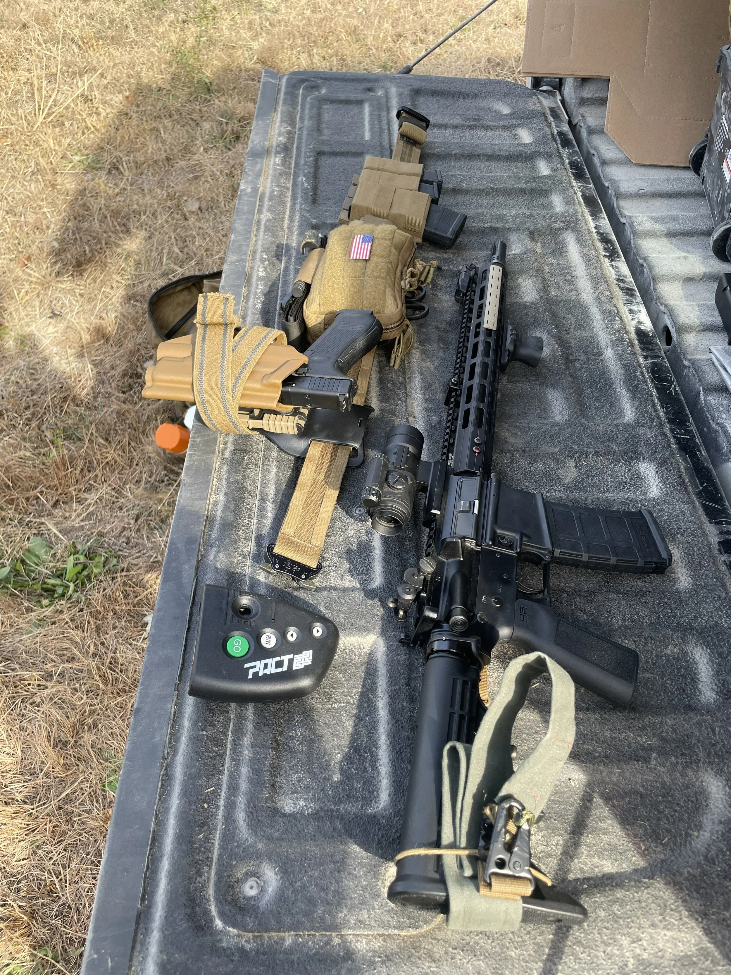 Glock 17 MOS, Tier 1 Concealed Holster, Blue Alpha Gear Belt, Aimpoint Red Dot 