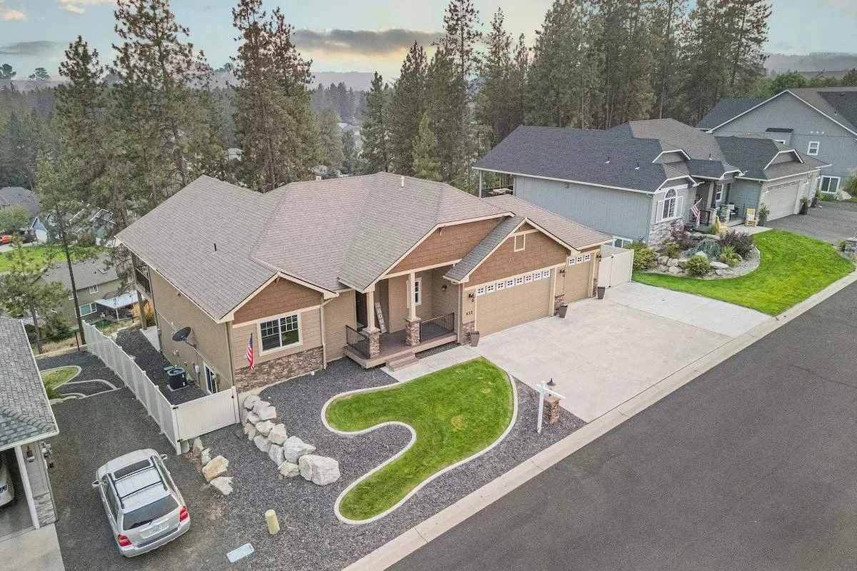 622-e-country-hill-ln-spokane-wa-5.jpg