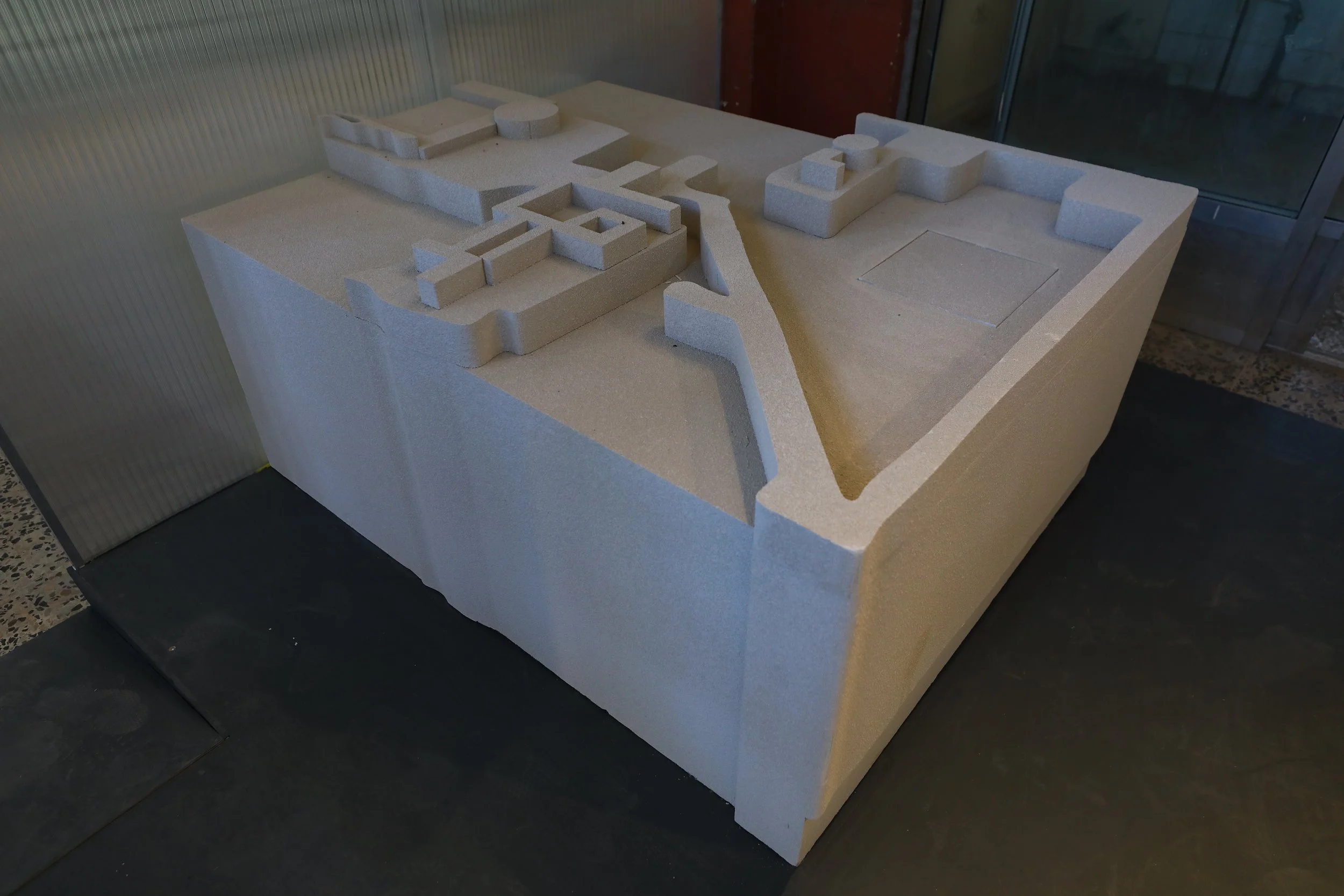 Depth Unknown, focused on exploring the displacement of archaeological fragments in Sebastia, Palestine. The project examined the continuous alteration of the site’s historical context. Through a unique sonic construction, the installation conveyed t