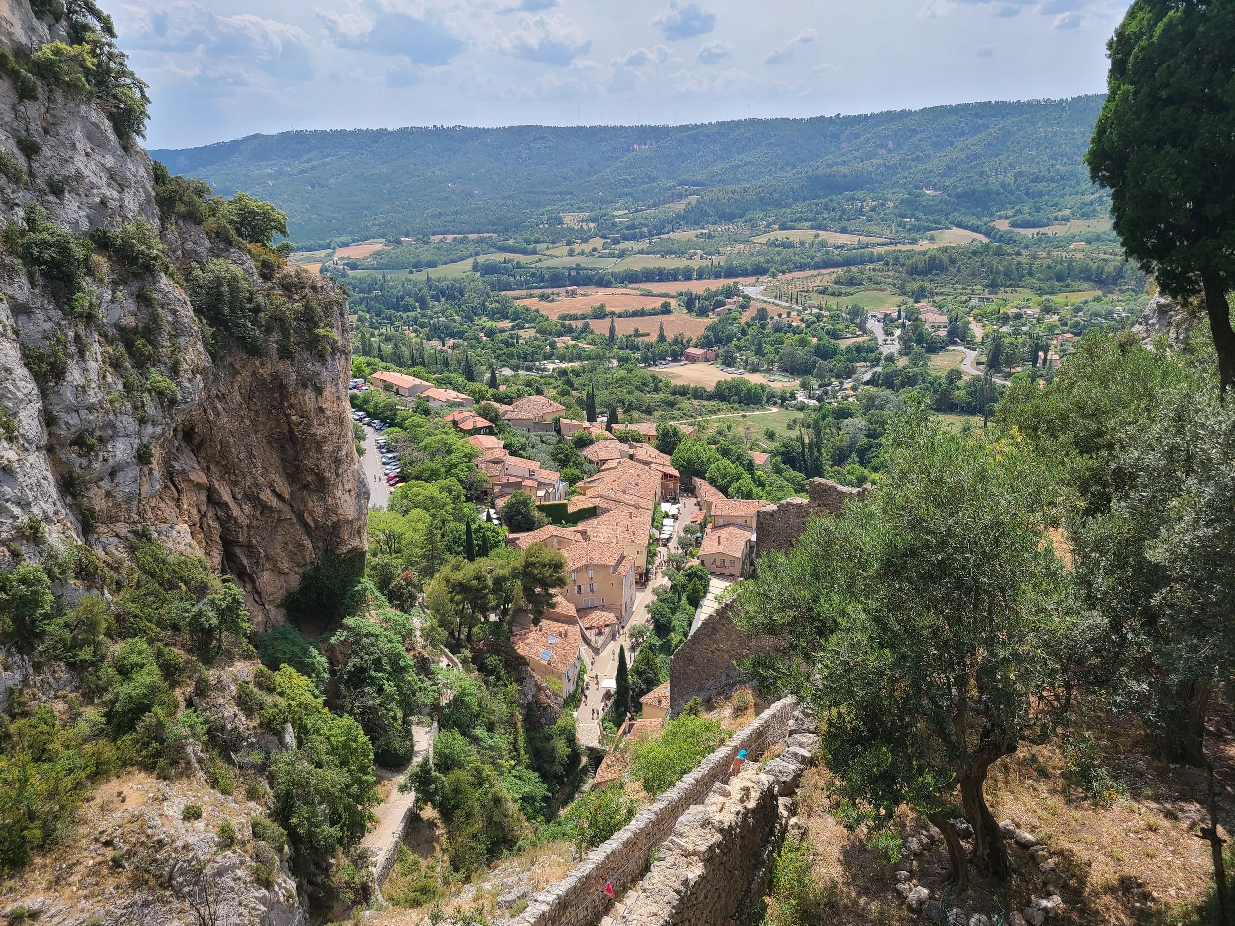 Moustiers-Sainte-Marie - view from monastery