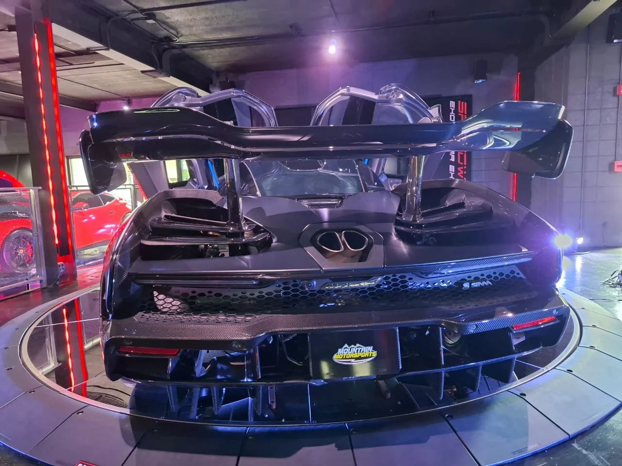 My dad said this looks like the Batmobile. Don't know what this is, but looks very cool and very fast. 