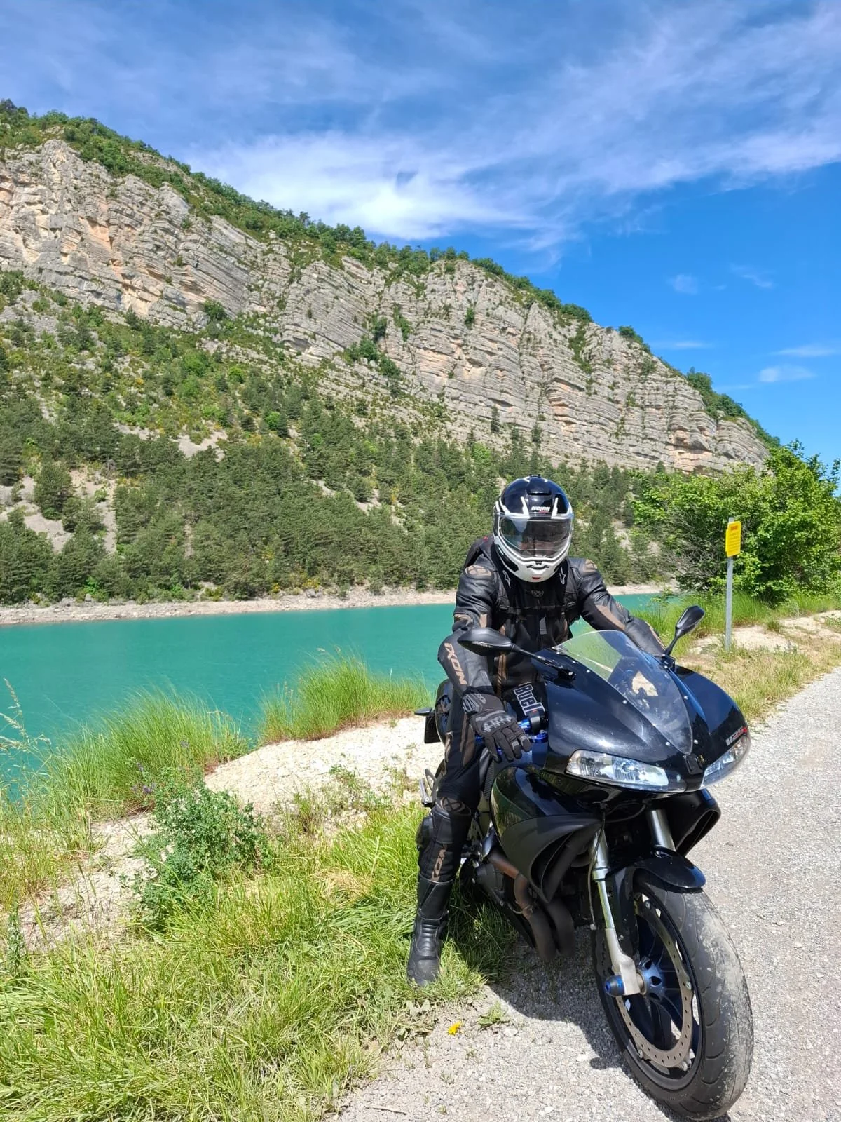 Dads Buell at the lake of Saint-André-les-Alpes France