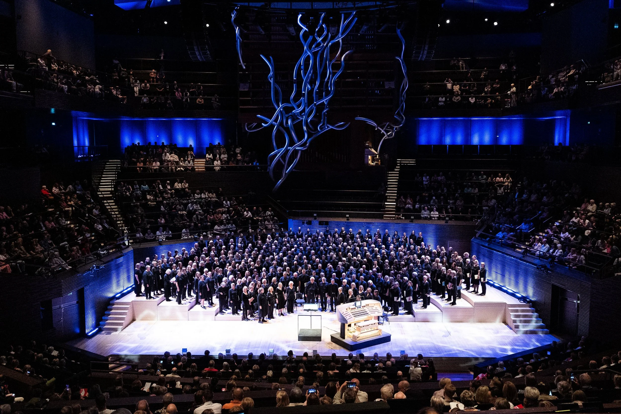 Kuvat: Sakari Röyskö, Musiikkitalon Urut Soimaan ry