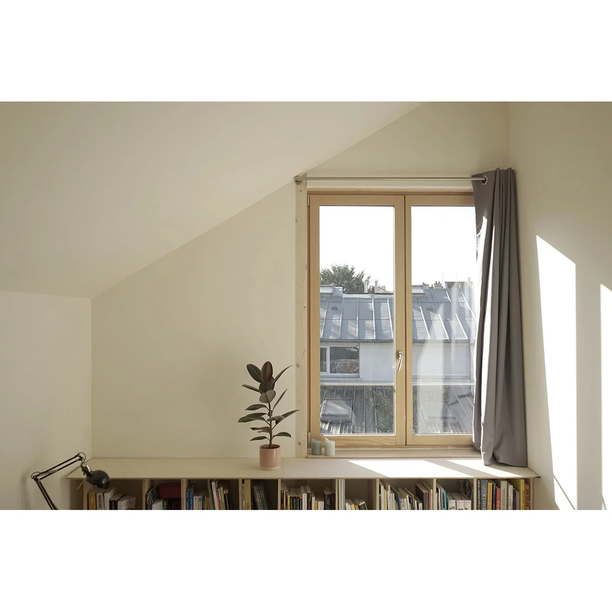 Suspended_House_OFFICE_MUTO_Pavlidis_Architect_98_small.jpg