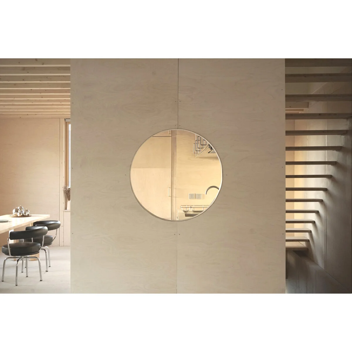 Suspended_House_OFFICE_MUTO_Pavlidis_Architect_40_small.JPG