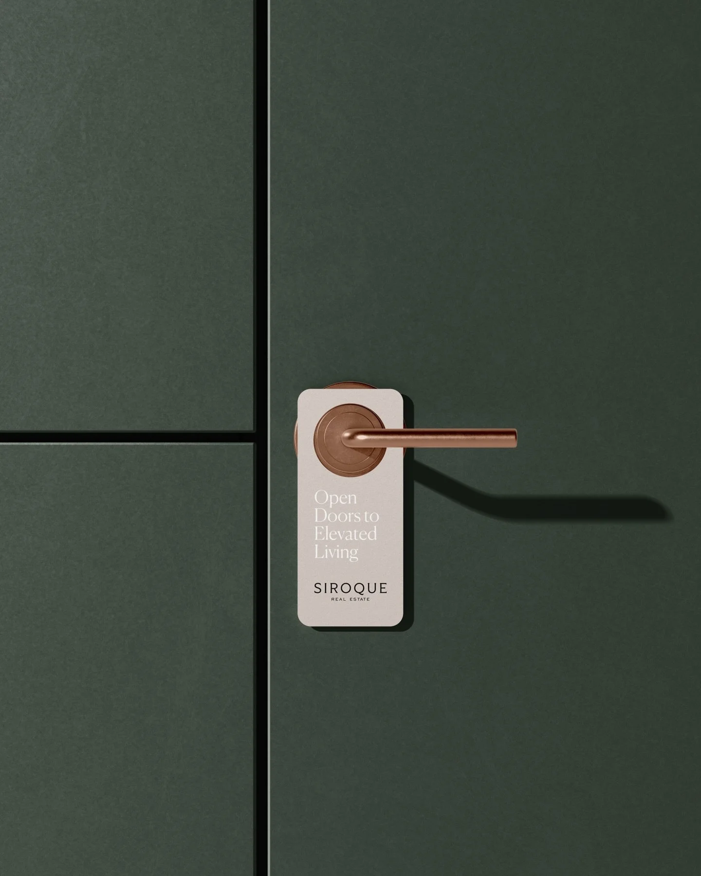 Nuevo proyecto de Branding para firma inmobiliaria.
Lujo sin exceso, solo criterio, proporci&oacute;n y silencio visual.
.
.
.
#Branding
#RealEstateBranding
#VisualIdentity
#LuxuryBrand
#ArtDirection