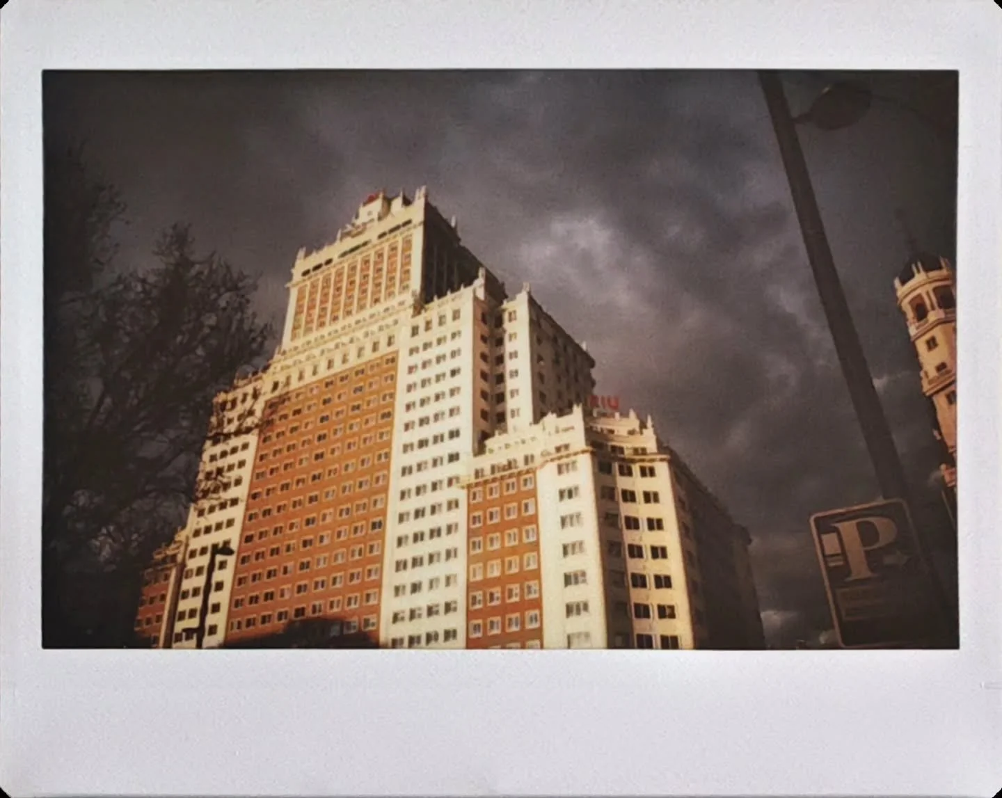 Week-end in Madrid with my #lomoinstantautomatglass #lomoinstantwide #instaxwide #instantphotography #madridespa&ntilde;a