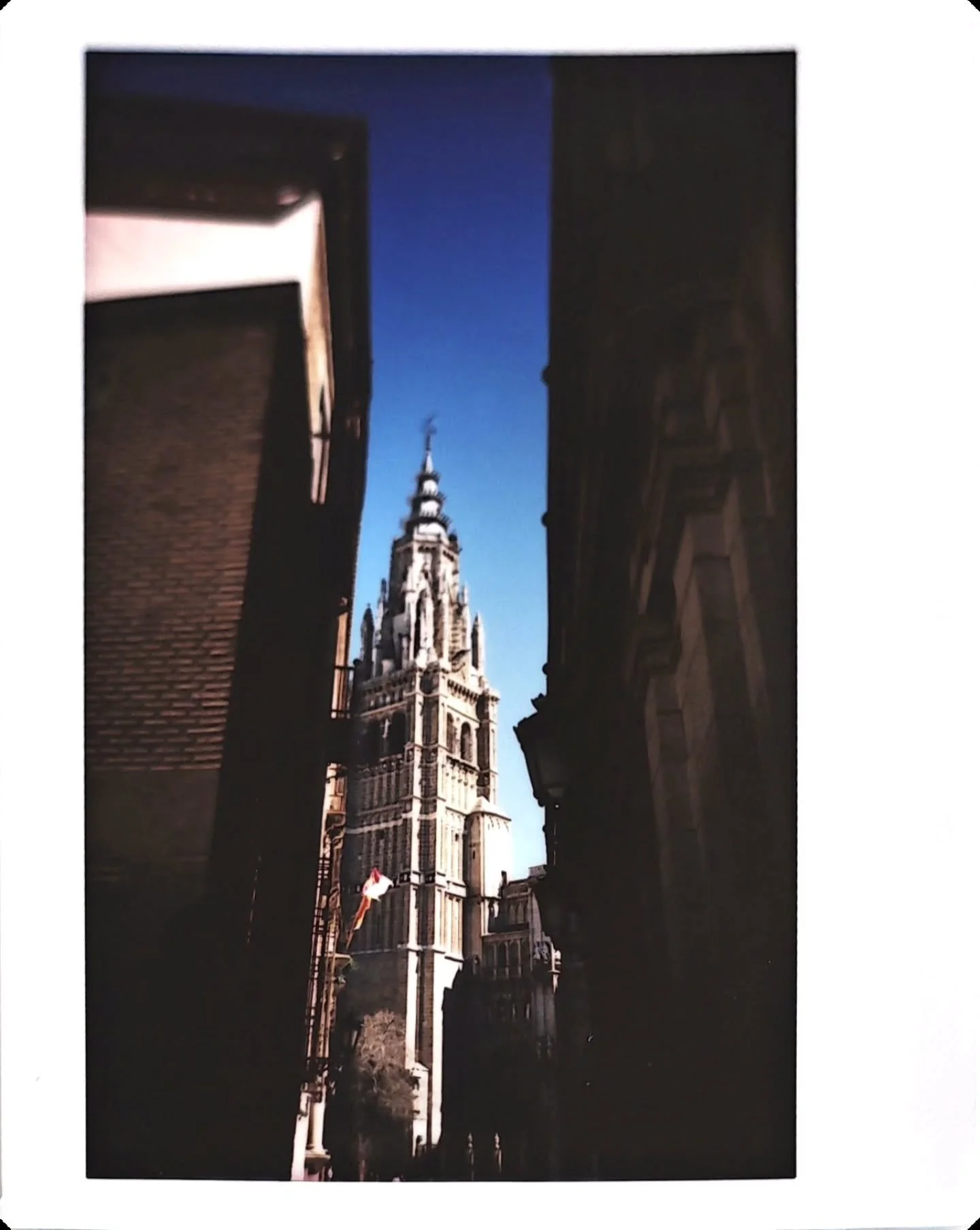 Trip from Madrid to Toledo #lomoinstantautomatglass #lomoinstantwide #instaxwide #instantphotography #toledoespa&ntilde;a