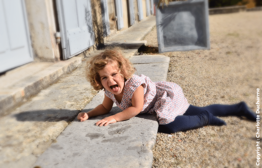 #8 Pourquoi mon enfant de petite section tape tout le monde… même la maîtresse ?