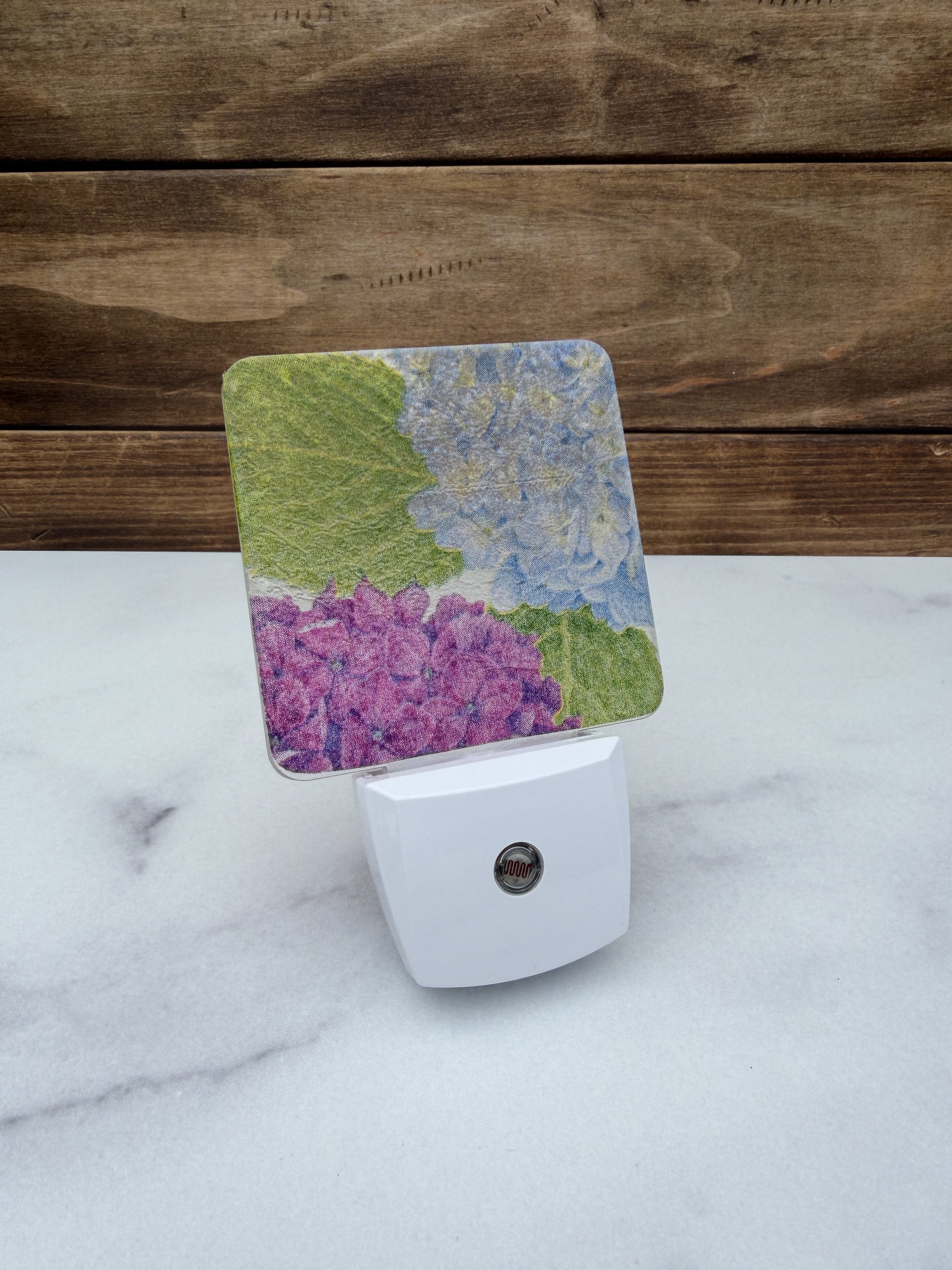 Coastal Cottage Night Light - Large