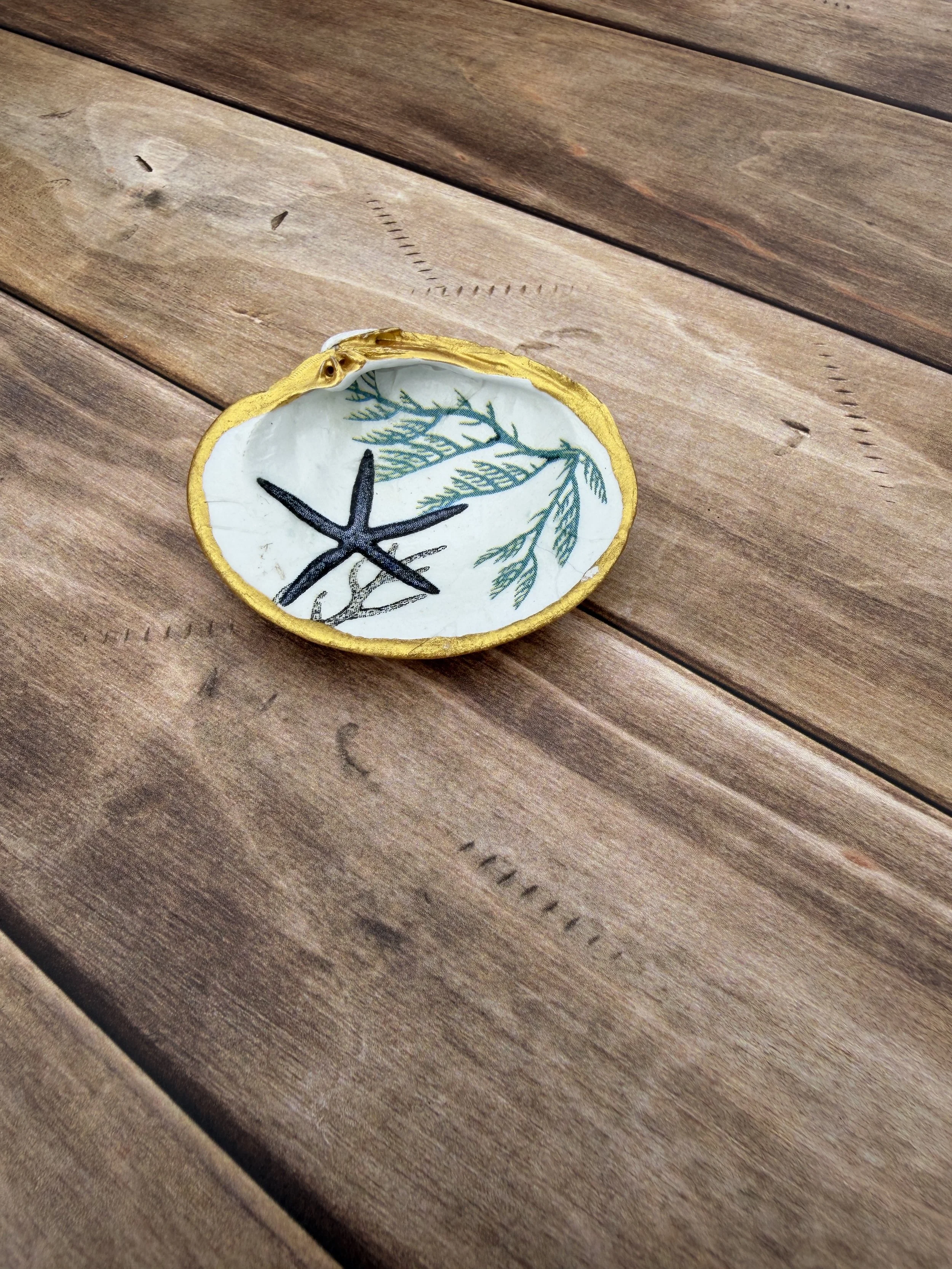 Quahog Shell Trinket Dish