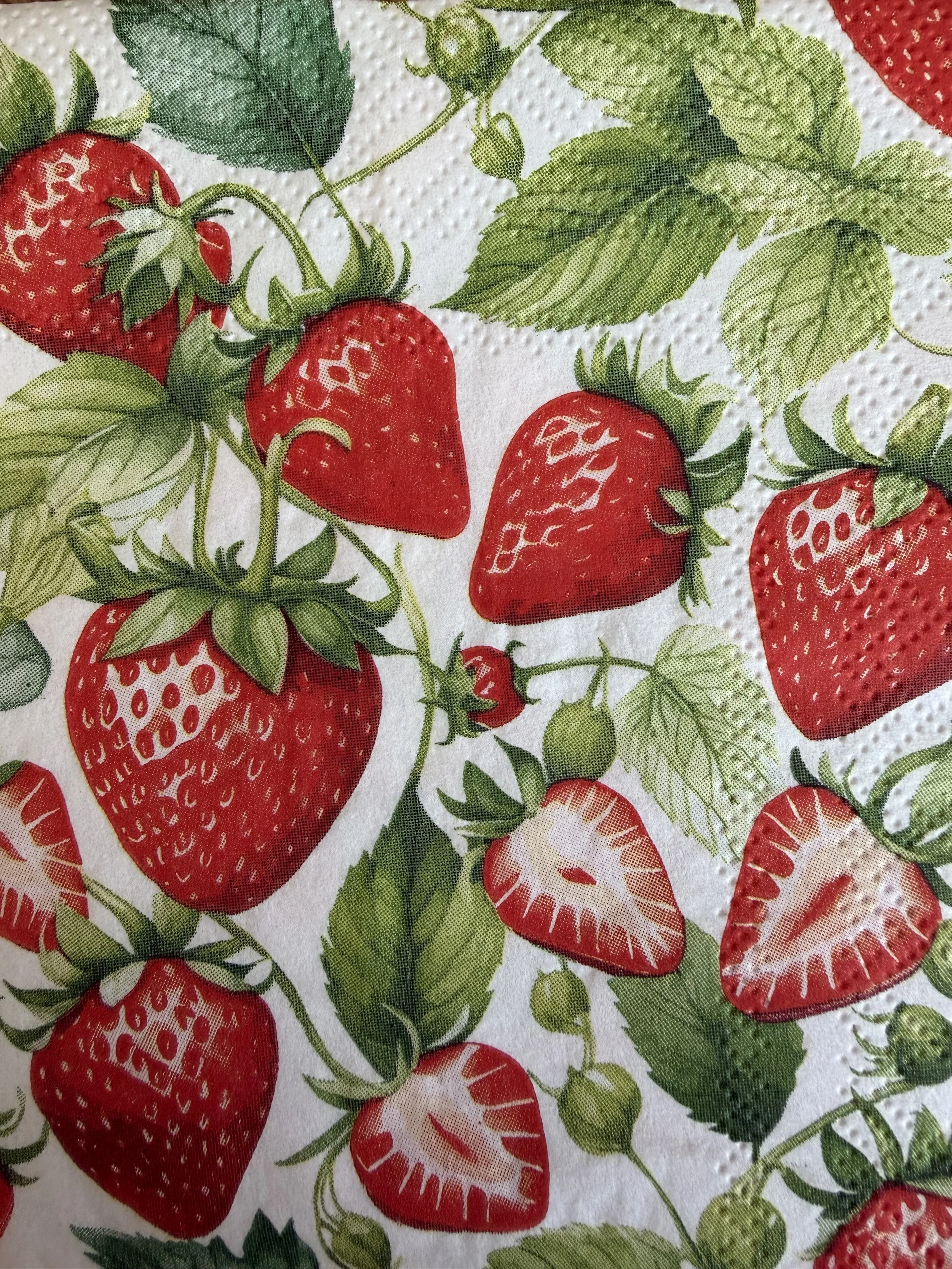 Fresh Strawberries .jpeg (Copy)