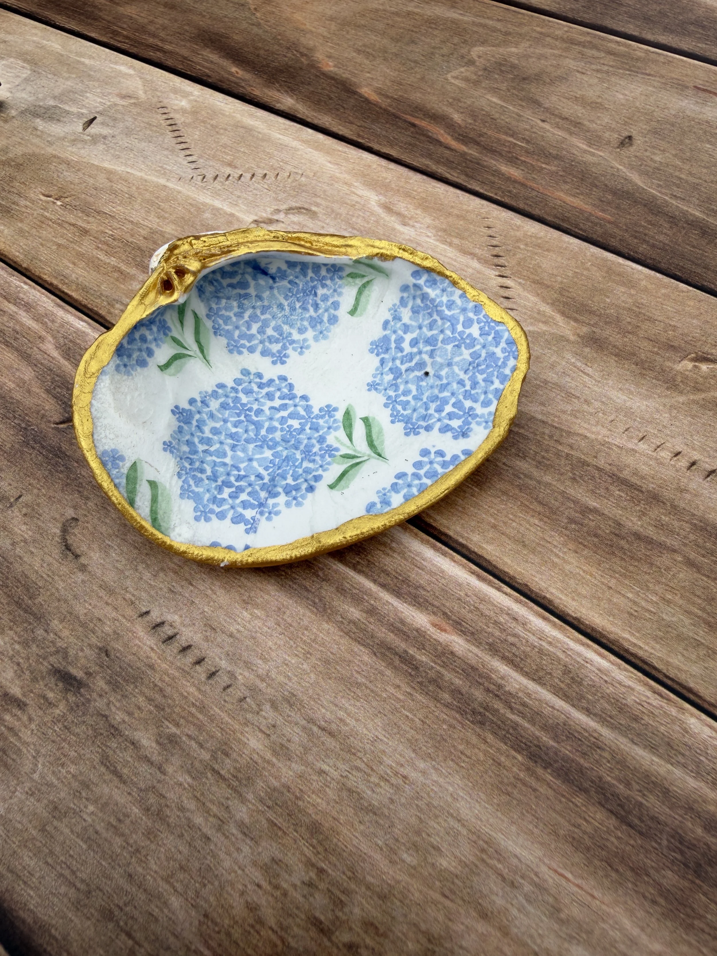 Quahog Shell Trinket Dish